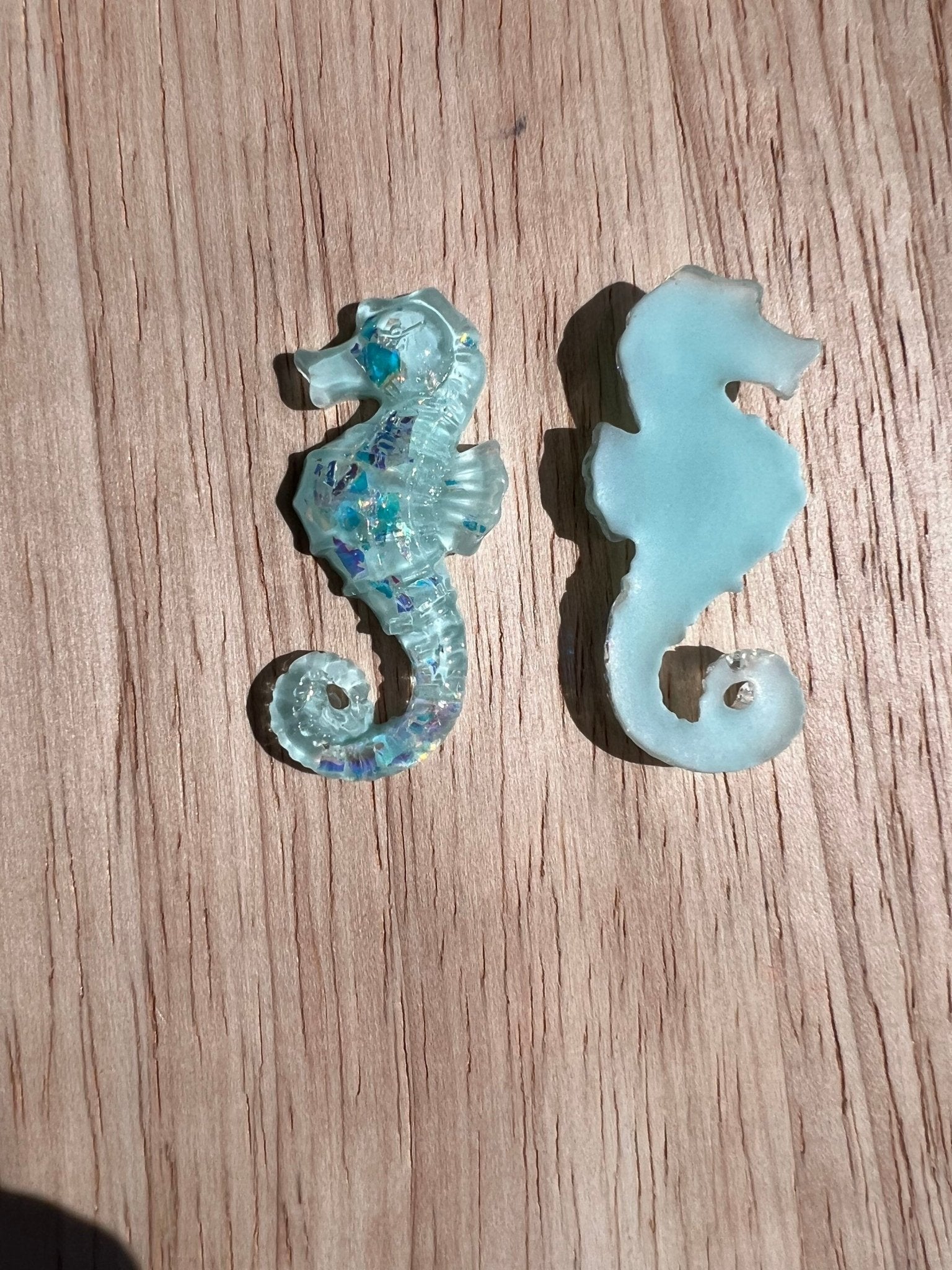 Mini SEAHORSE Object - Speech Therapy Mini Objects - Speech Trinkets - OCEAN Theme Objects - Sparkly Seahorses - Ocean Theme Trinkets - Speech Minis - Speech and Smile