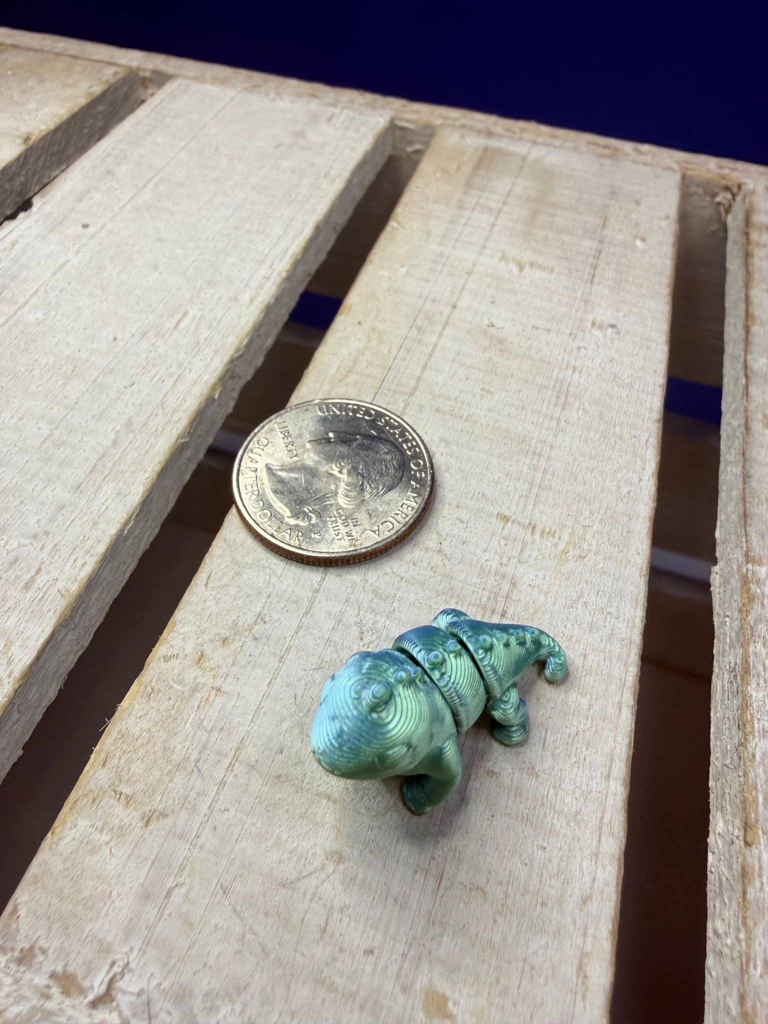 Mini Shiny Iguana Trinket - Twisty | 3D Printed Fidget Toy for Speech Therapy Activities - Speech and Smile