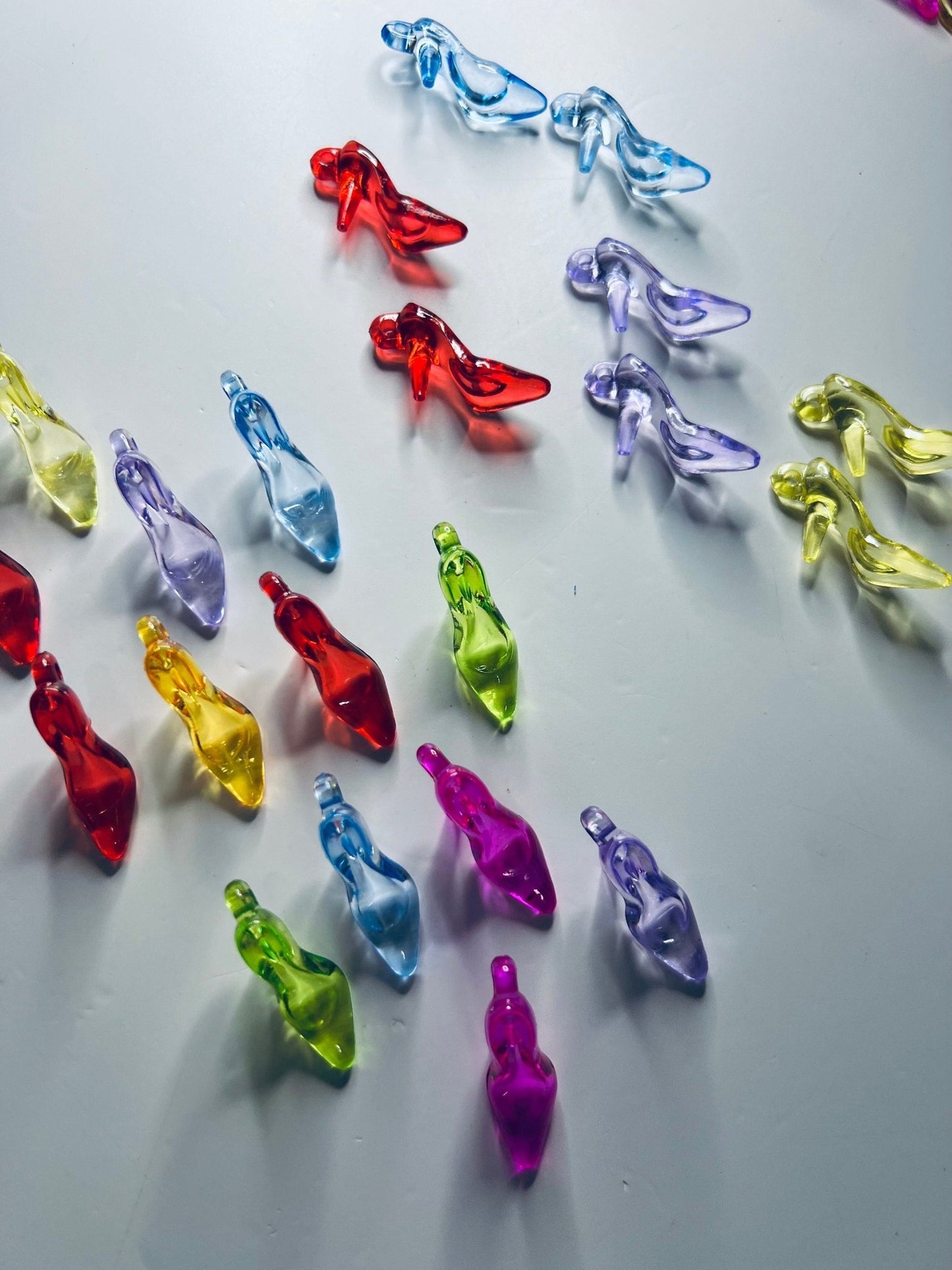 Mini Shoe Trinkets - Speech Therapy Mini Objects - Miniature Objects - Clothing Trinkets - Miniature Shoe - Speech and Smile