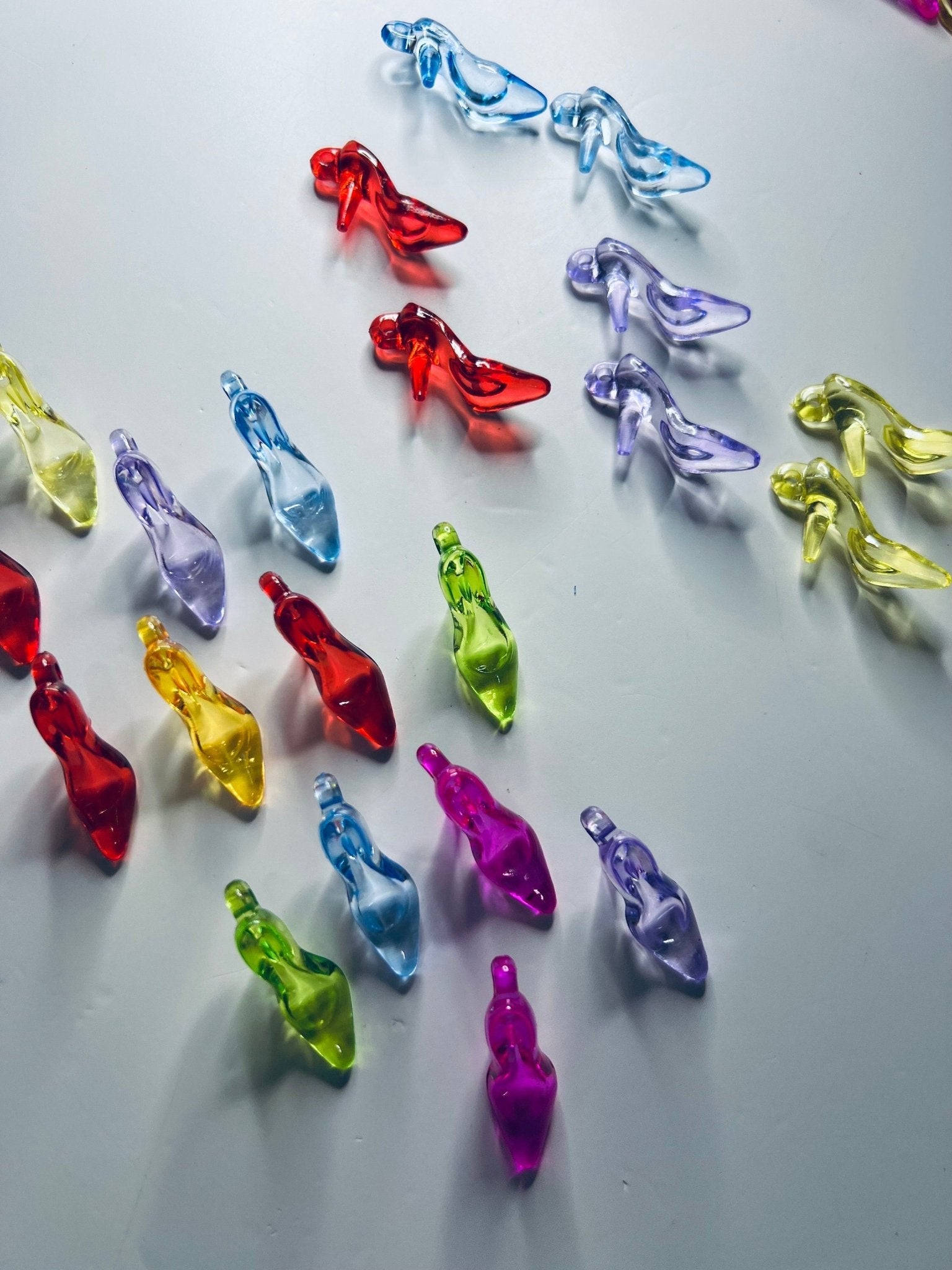 Mini Shoe Trinkets - Speech Therapy Mini Objects - Miniature Objects - Clothing Trinkets - Miniature Shoe - Speech and Smile