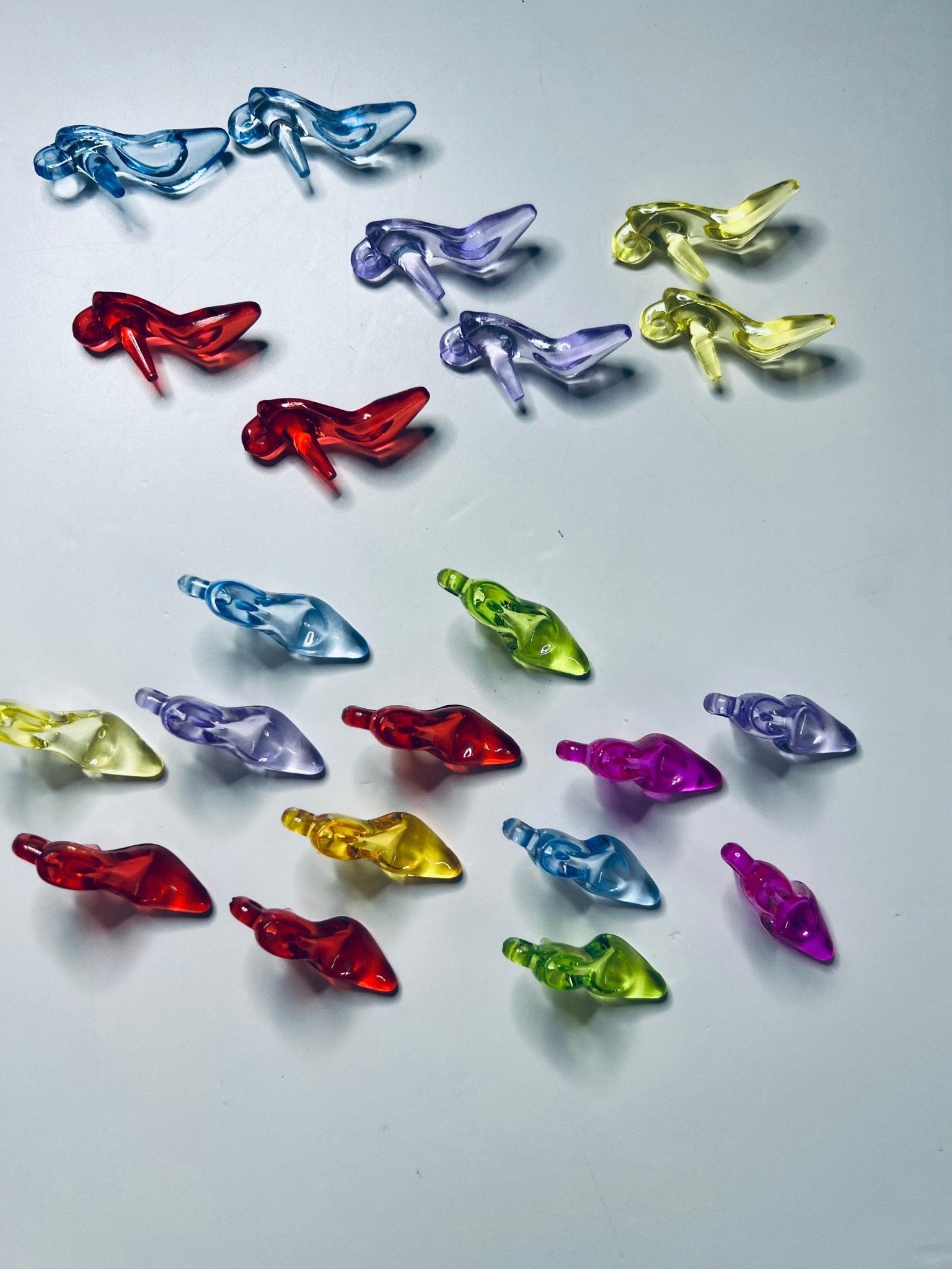 Mini Shoe Trinkets - Speech Therapy Mini Objects - Miniature Objects - Clothing Trinkets - Miniature Shoe - Speech and Smile