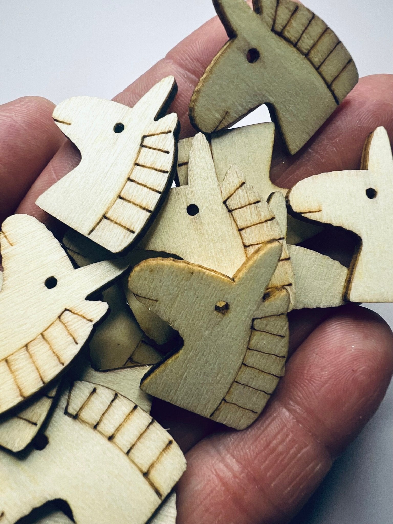 Mini Unicorn Head - Wood Cut Unicorn - Miniature Objects - Trinkets - Doodads - Montessori Language Objects - Minis for Speech Therapy - Speech and Smile