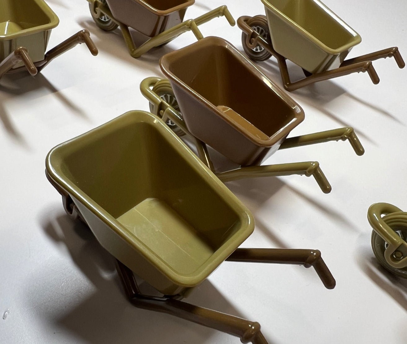 Mini Wheelbarrow for Trinkets - Speech Therapy Mini Objects - Dollhouse Wheel Barrow - Speech and Smile