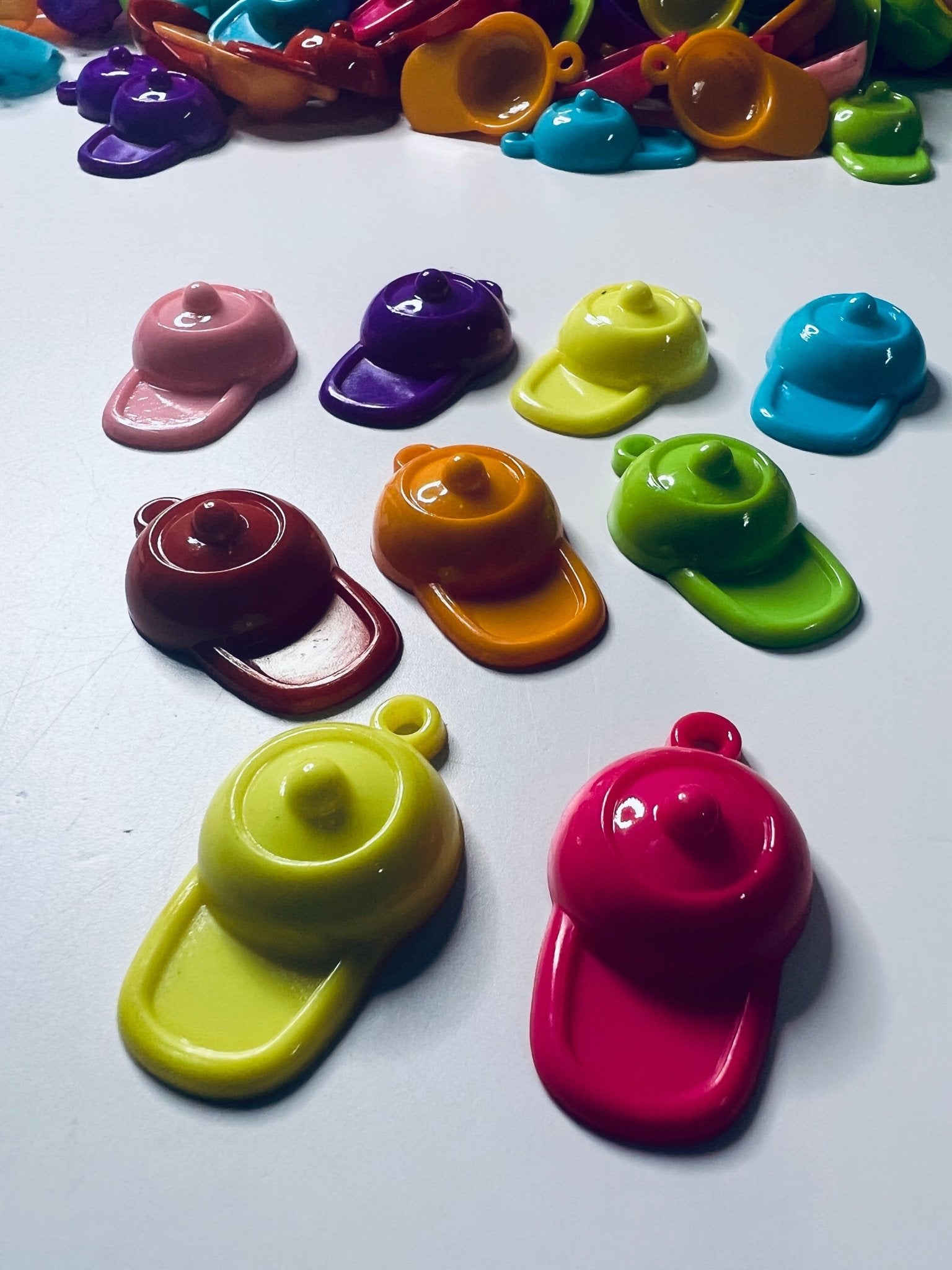 Miniature Ball Cap Object Speech Therapy Mini Objects Objects Clothing Theme Trinkets Acrylic Baseball Hat Charm Object - Speech and Smile