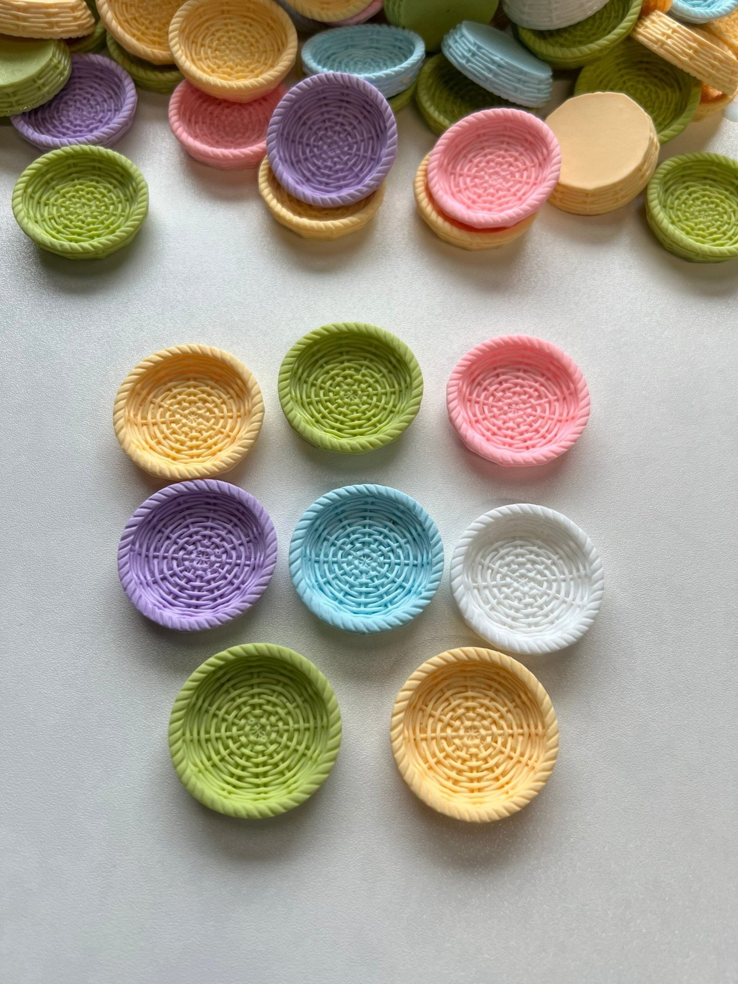 Miniature Basket Basket Trinket Round Basket Mini Object Speech Therapy Mini Objects Resin Basket - Speech and Smile