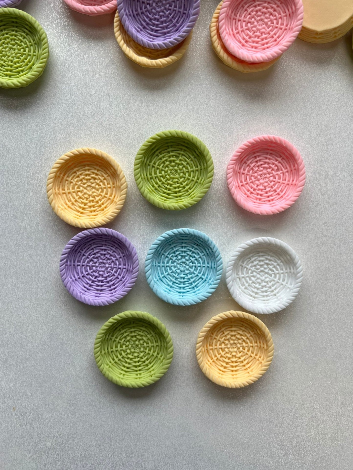 Miniature Basket Basket Trinket Round Basket Mini Object Speech Therapy Mini Objects Resin Basket - Speech and Smile