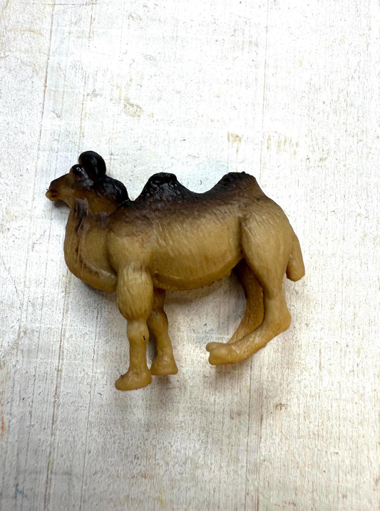 Miniature Camel Figurine – Tiny Animal for Dollhouse, Fairy Garden, Terrarium, Diorama, Safari Zoo Decor, Minis For Speech Therapy - Speech and Smile