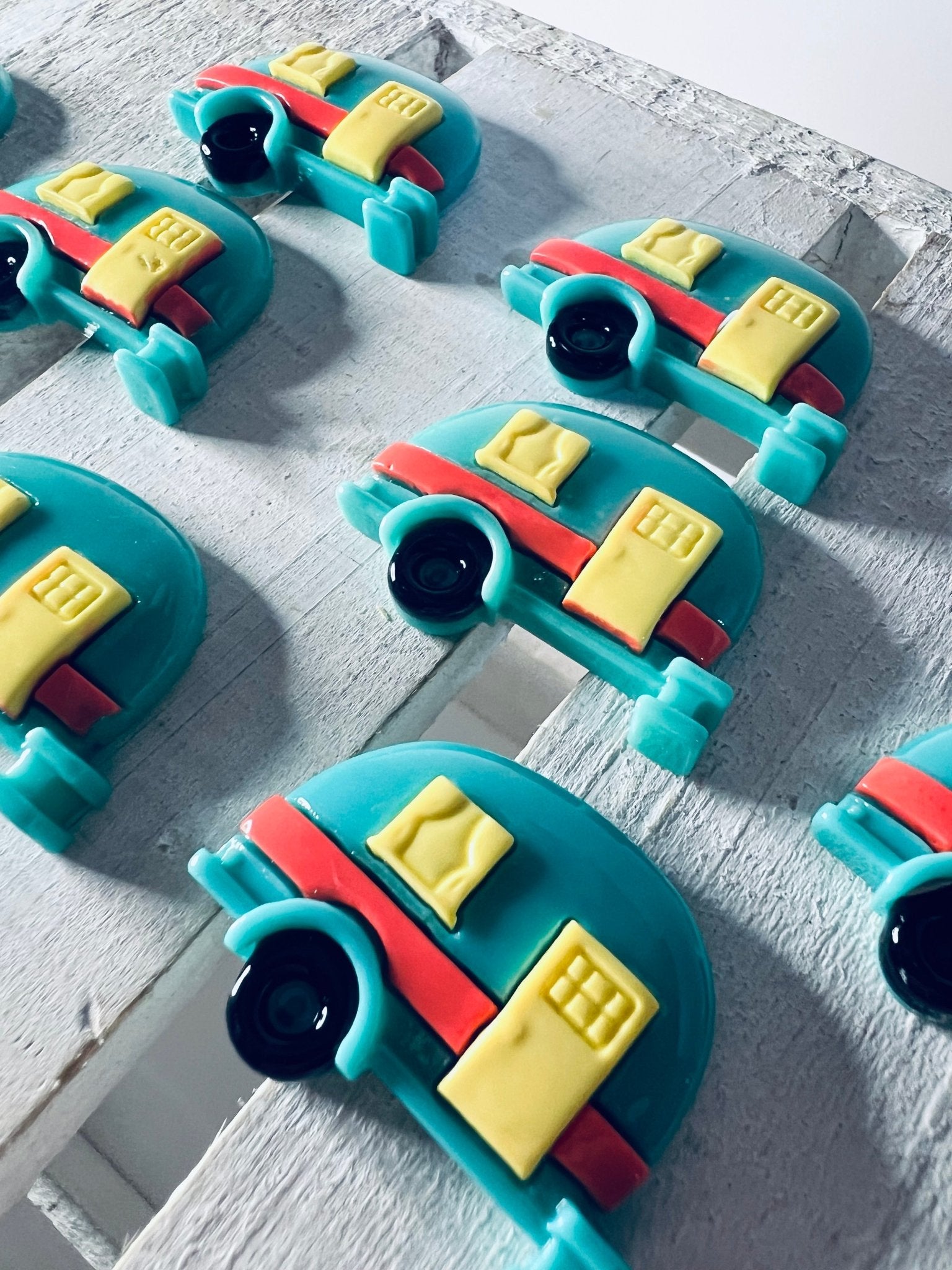 Miniature CAMPER Trinket Mini Objects for Speech Therapy Camp Minis Glamping Happy Camper Minis Resin Flatback Camper - Speech and Smile