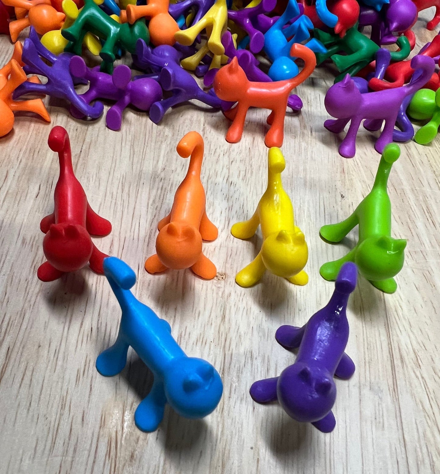Miniature Cat Counters Mini Cat Trinket Kitten Object - Pet Theme Mini Objects Speech Therapy - Speech and Smile