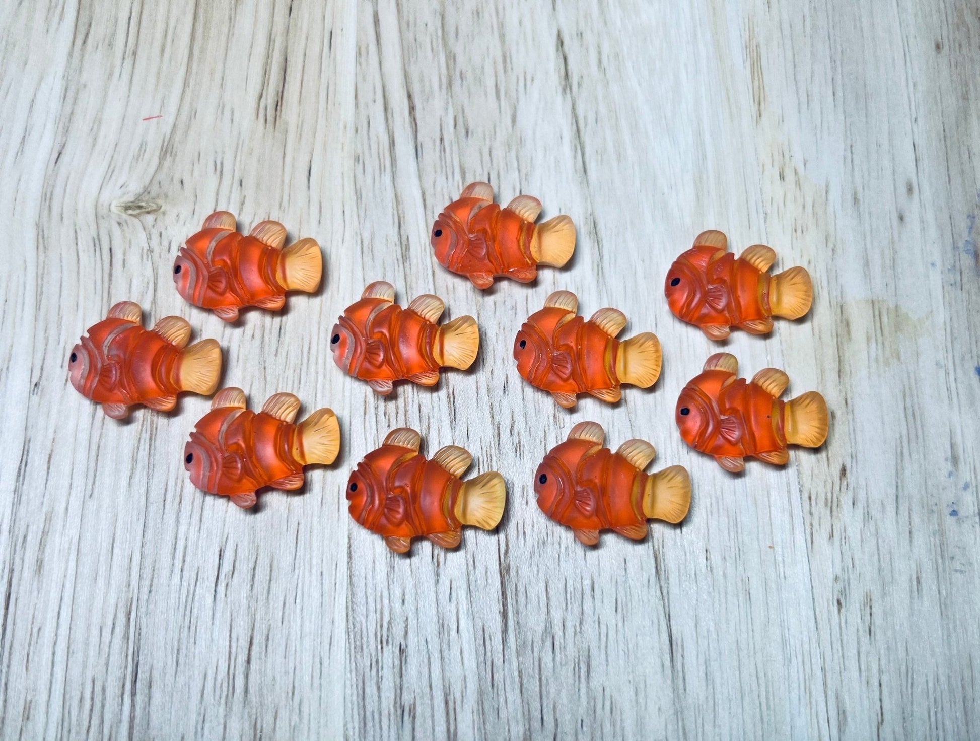 Miniature Clown Fish Trinkets - Ocean Mini Objects - Dollhouse Miniature - Montessori Sound Objects - Doodads - Minis for Speech Therapy - Speech and Smile