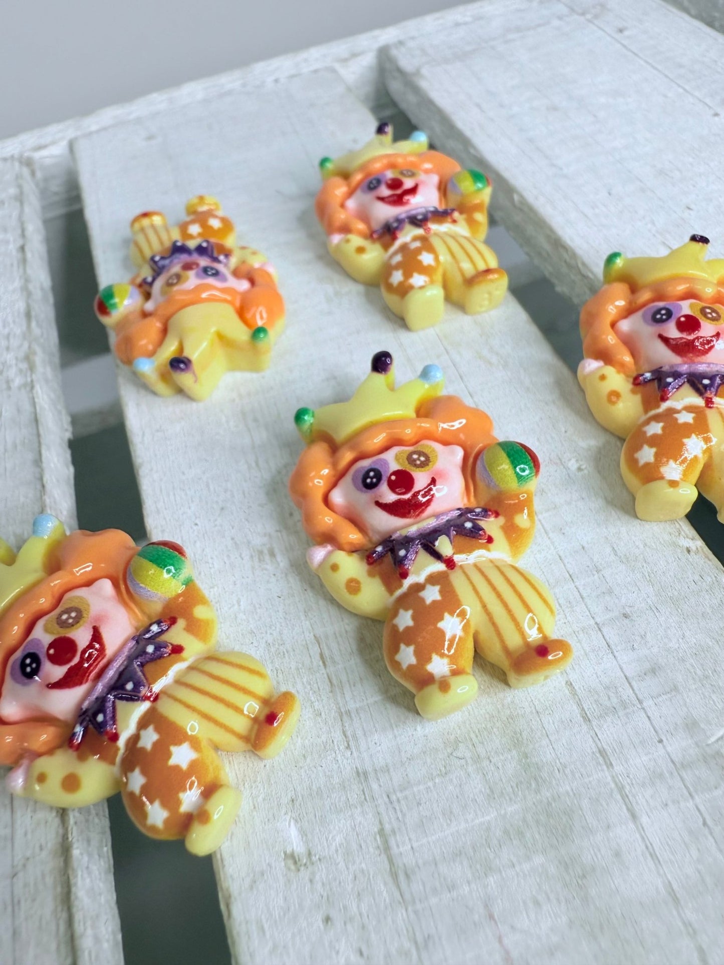 Miniature Clown Trinket – Carnival Mini for Speech Therapy Mini Objects , I Spy, Montessori, Say & Play, Fair Theme, Blend Sound Object - Speech and Smile