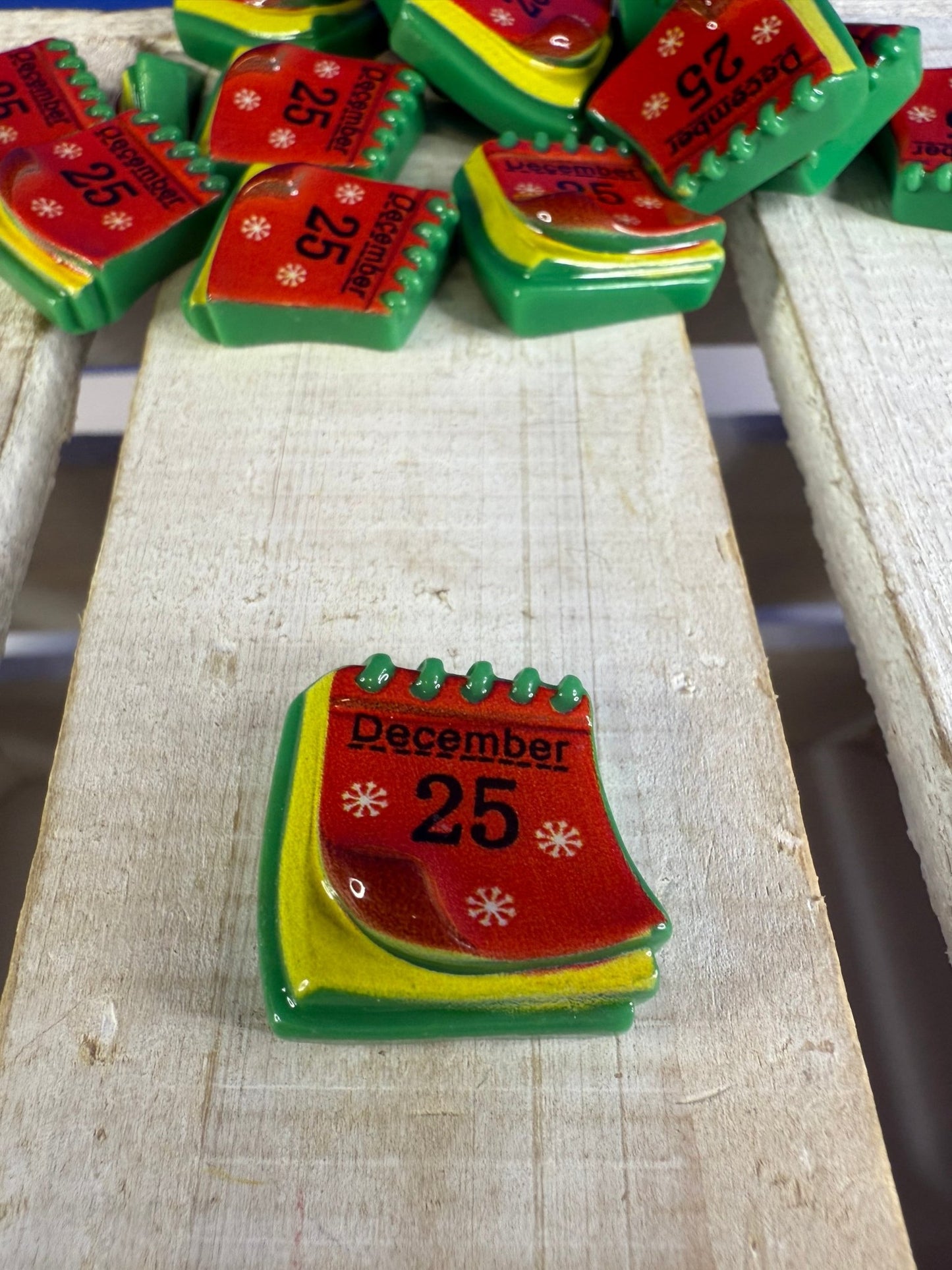 Miniature December 24 Calendar Trinket - Christmas theme minis - Speech and Smile