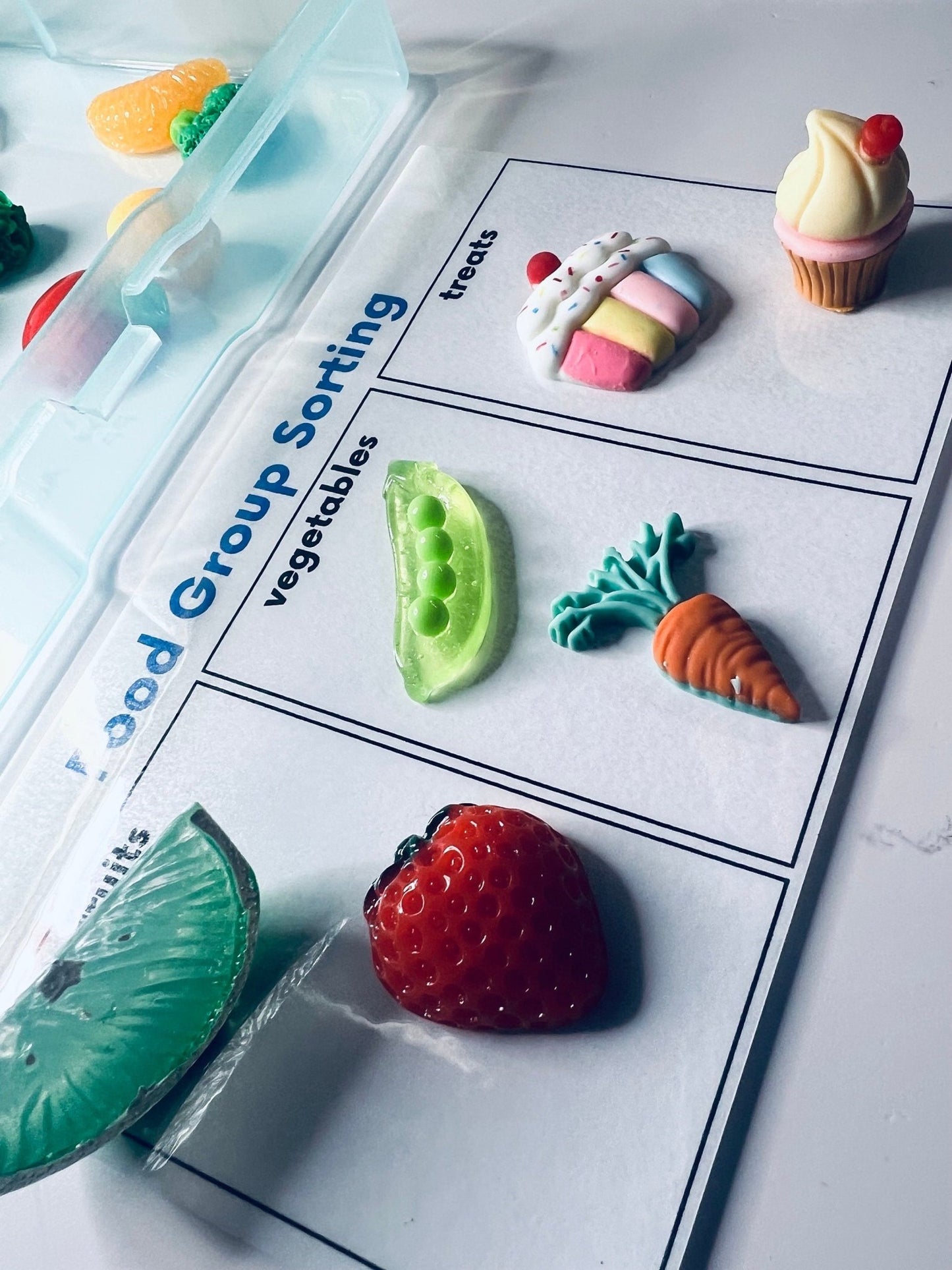 Miniature Food Sorting Kit - Sorting Objects - Preschool Sorting Task Box - Speech Therapy Mini Objects Miniature Trinkets - Doodads - Speech and Smile