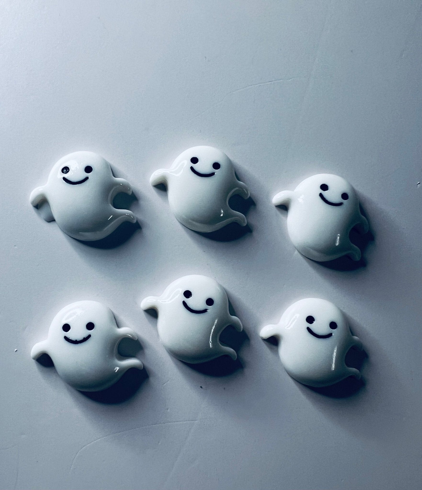 Miniature Ghost Trinket - Montessori Sound Objects - Mini Objects for Speech Sounds - Ghost Miniature - Trinkets - Halloween Embellishments - Speech and Smile