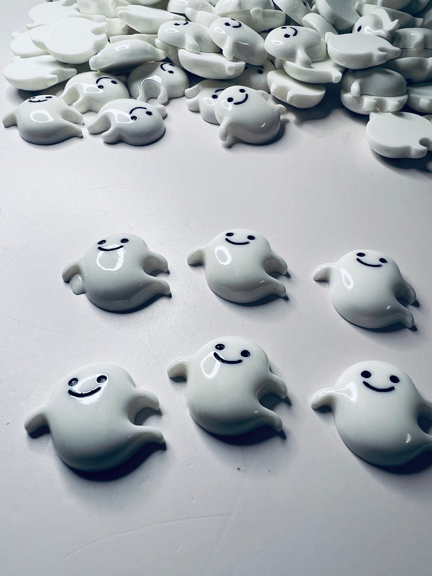 Miniature Ghost Trinket - Montessori Sound Objects - Mini Objects for Speech Sounds - Ghost Miniature - Trinkets - Halloween Embellishments - Speech and Smile