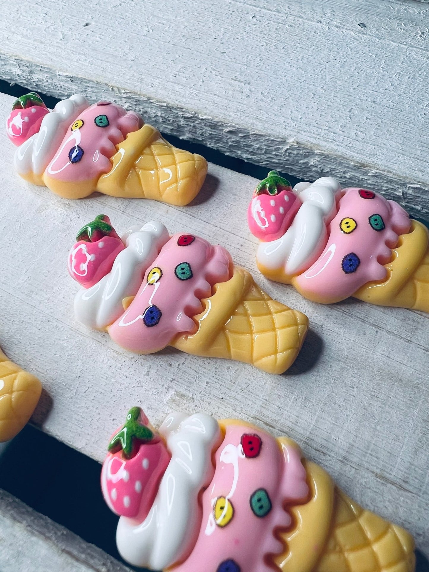 Miniature ICE CREAM cone Trinket Mini Objects Speech Therapy Say and Play Food Minis - Speech and Smile