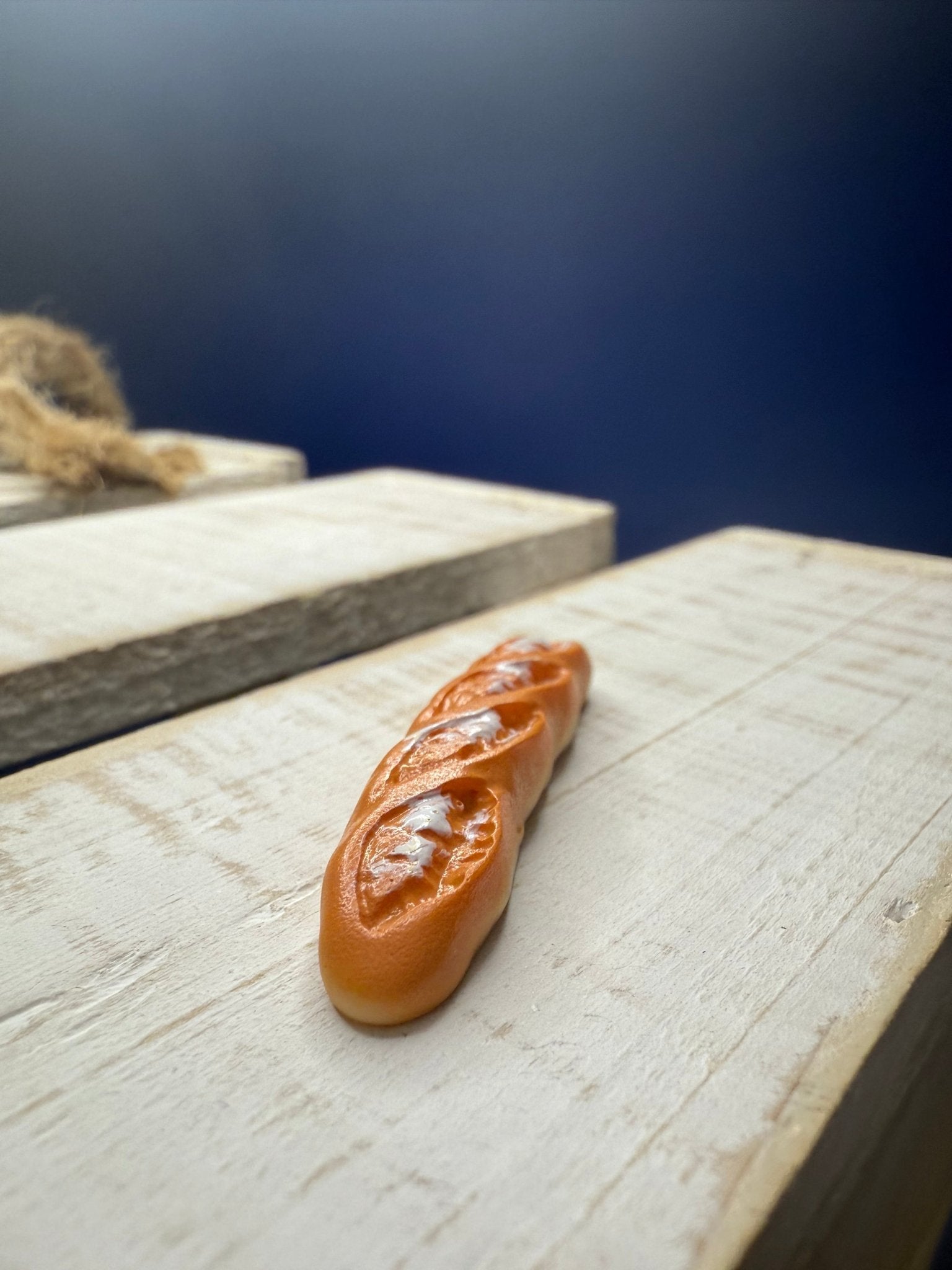 Miniature loaf of bread - Dollhouse food - Blend Sound Mini Object - Speech and Smile