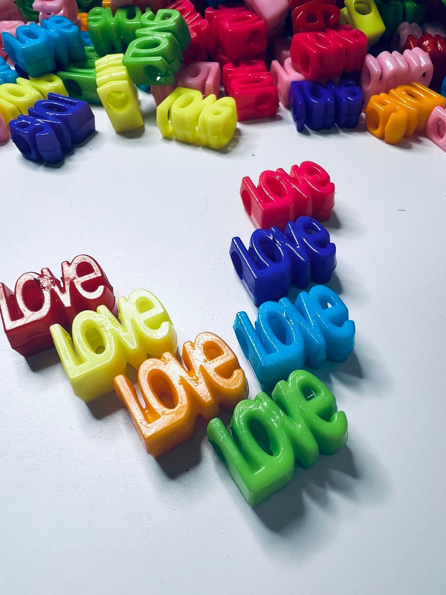 Miniature LOVE Bead Trinket Mini Objects for Speech Therapy Trinkets Doodads Final V Sound Minature Objects Acrylic Love Bead - Speech and Smile