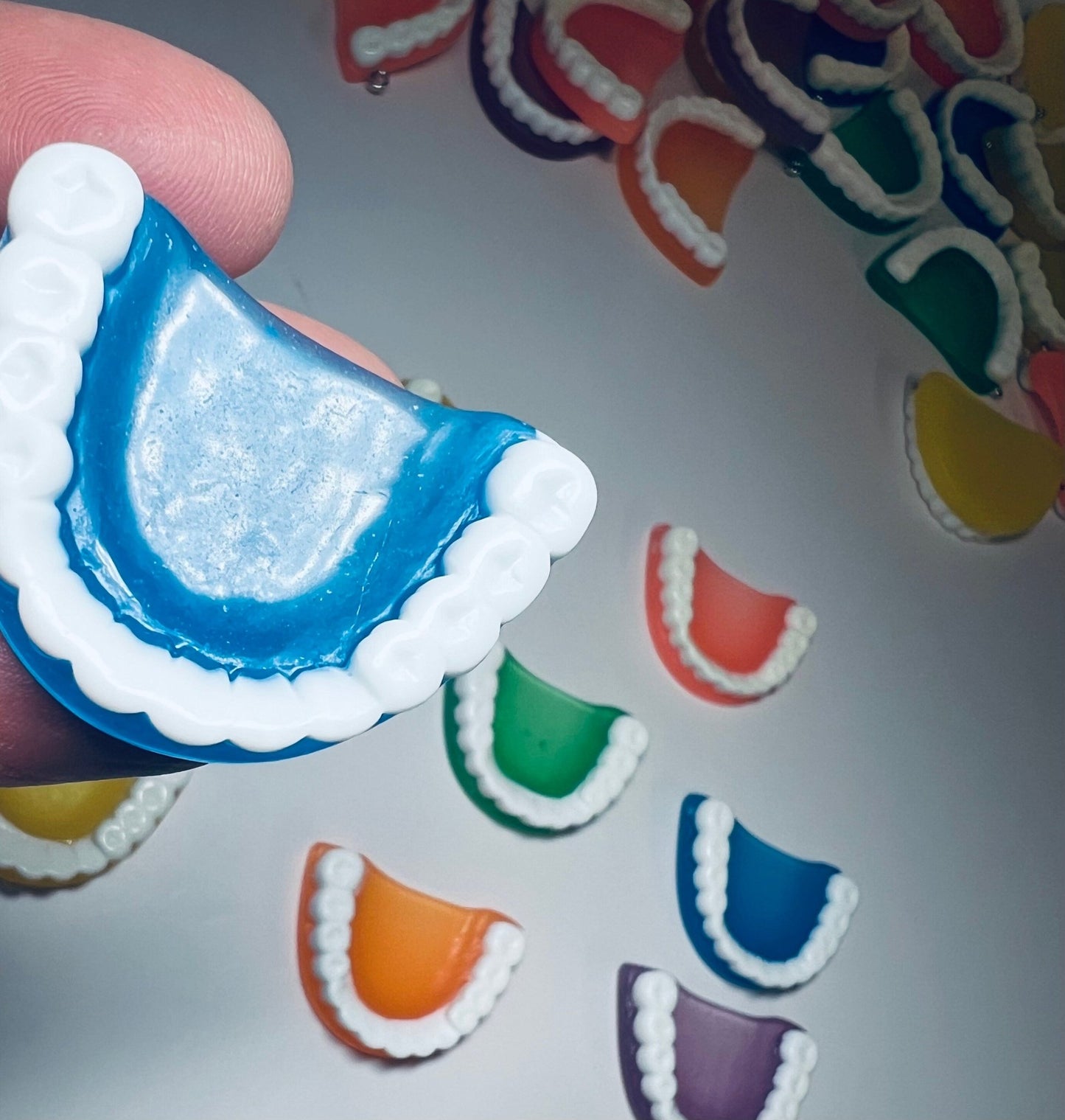 Miniature Mouth Model Mini Teeth l Trinket - Speech Therapy Mini Objects - Miniature Objects - Resin Mouth - Dentist Trinkets - SLP - Speech and Smile