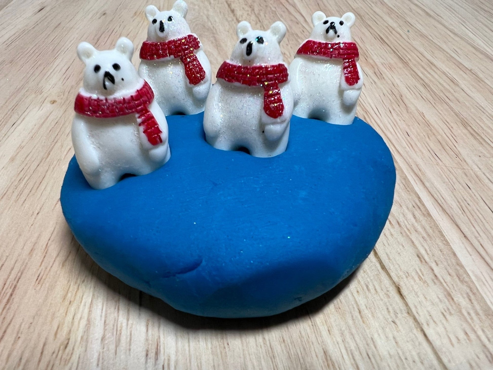 Miniature POLAR BEAR Trinkets - Arctic Theme Mini Objects - Winter Theme Trinkets - Doodads - Winter Animal Theme Objects - Speech and Smile