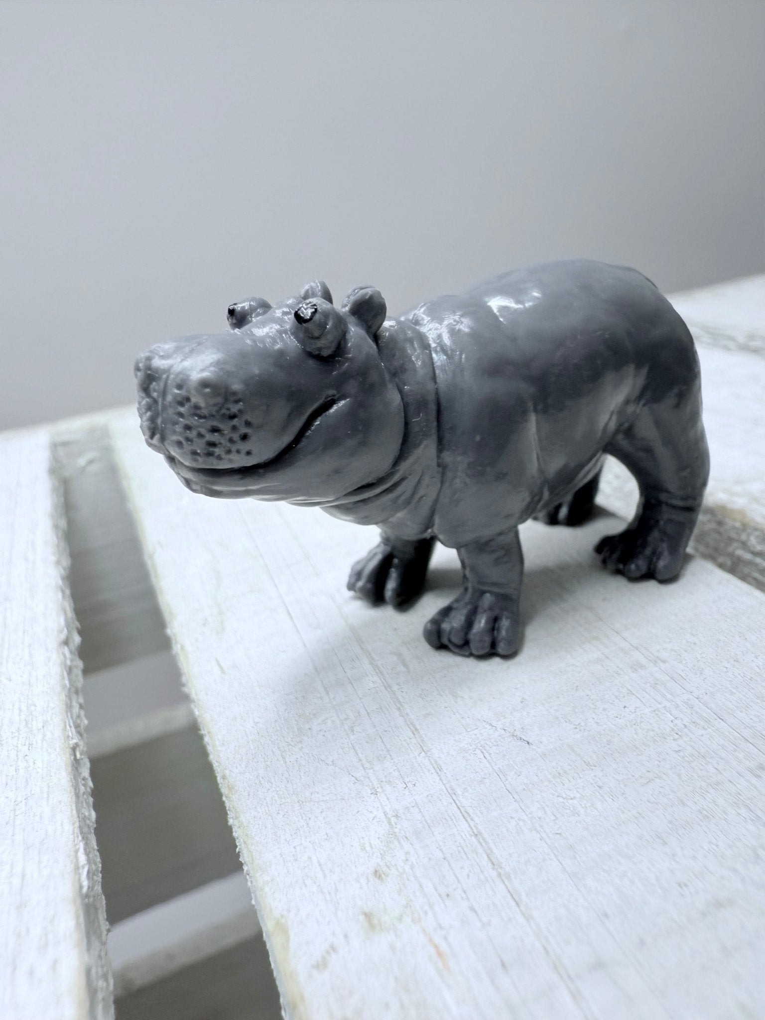 Miniature Pygmy Hippo Figurine Mars Baby Hippo– Realistic Animal Mini Object, Zoo Theme Play, Speech Therapy Mini Figures - Speech and Smile