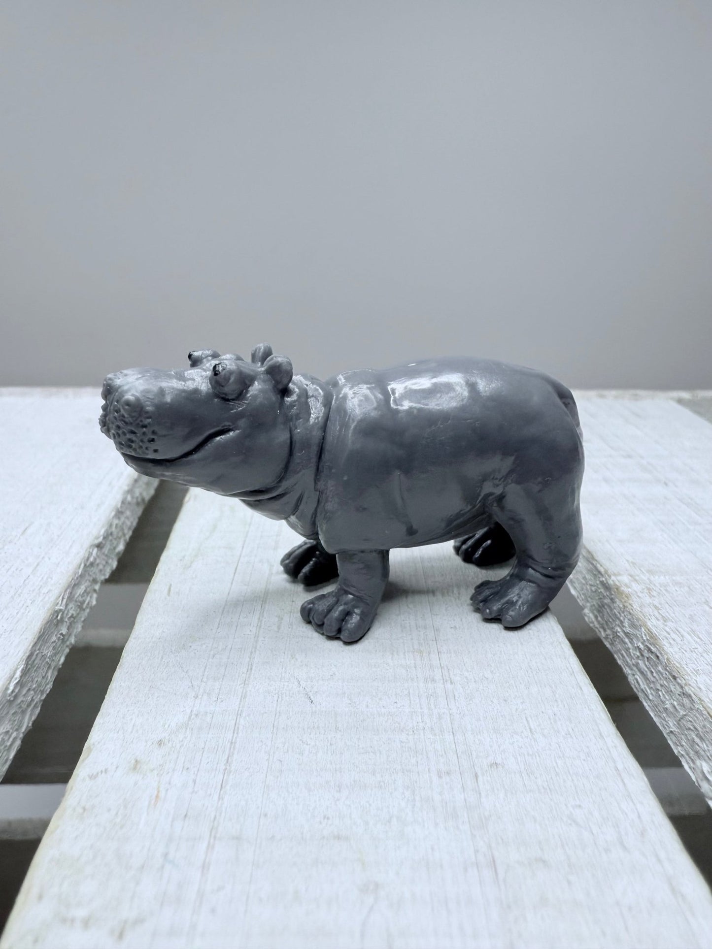 Miniature Pygmy Hippo Figurine Mars Baby Hippo– Realistic Animal Mini Object, Zoo Theme Play, Speech Therapy Mini Figures - Speech and Smile