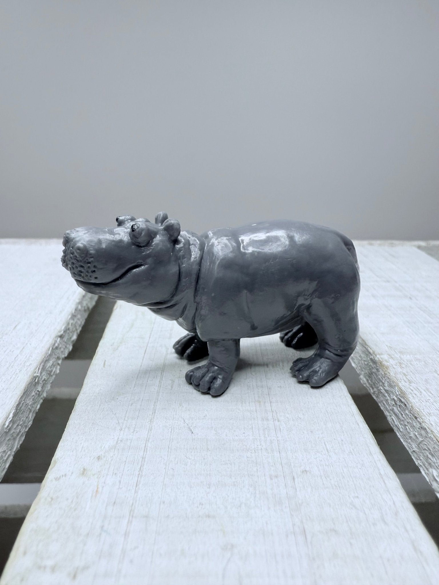 Miniature Pygmy Hippo Figurine Mars Baby Hippo– Realistic Animal Mini Object, Zoo Theme Play, Speech Therapy Mini Figures - Speech and Smile
