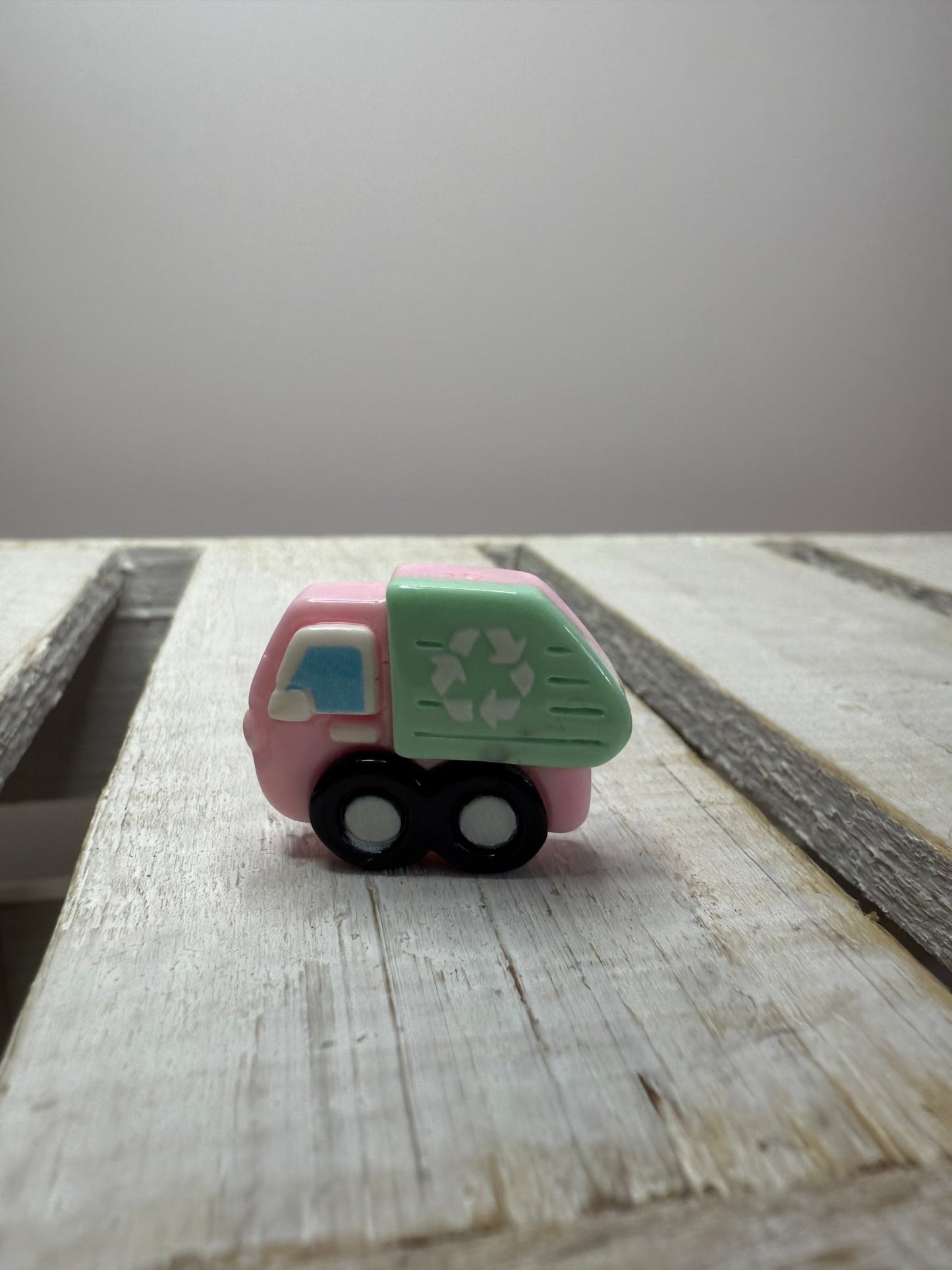 Miniature Recycling Truck – Earth Day Mini Object for Speech Therapy - Speech and Smile
