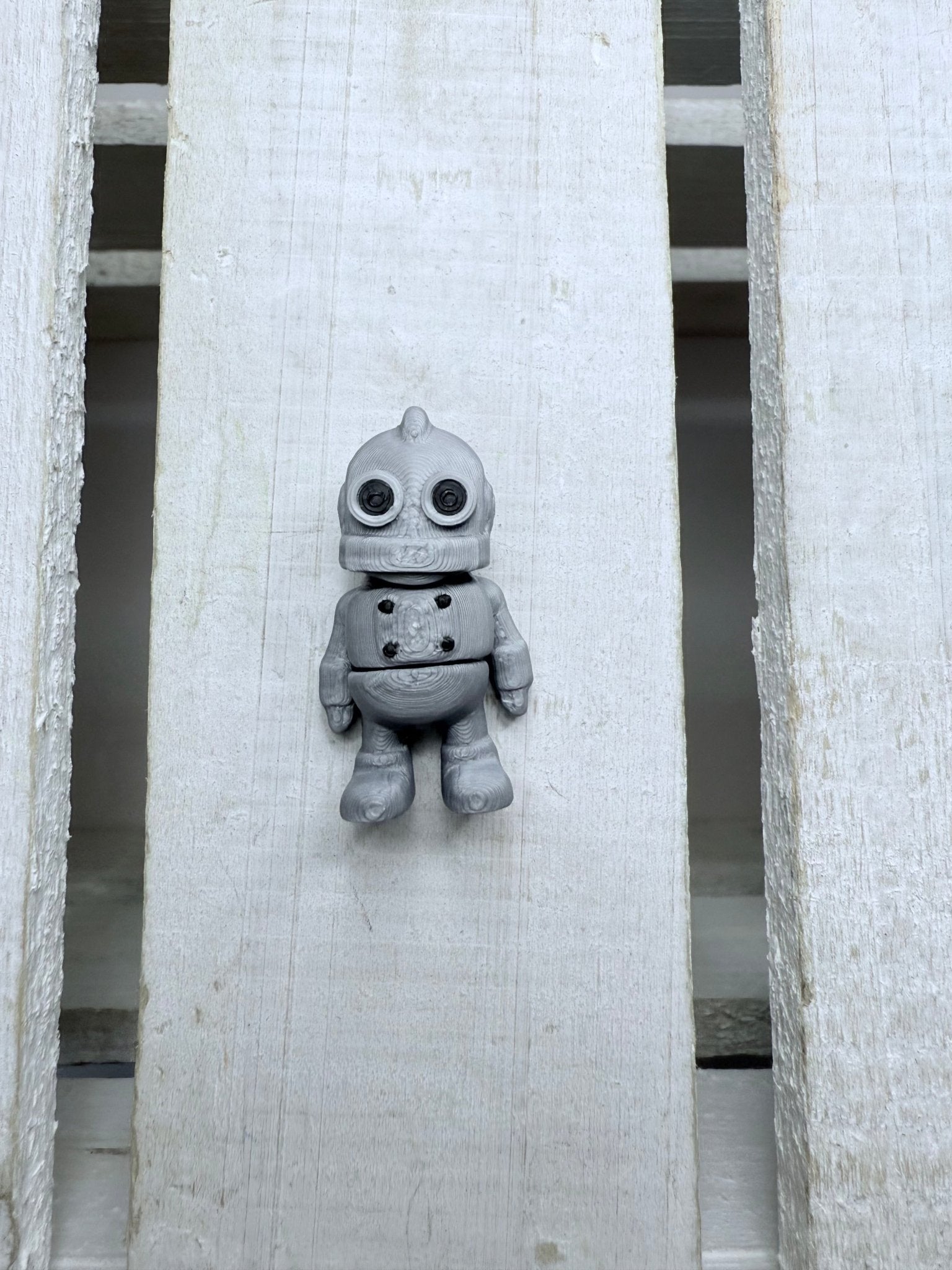 Miniature Robot Wiggle Trinkets - Mini Fidget Objects Letter R Alphabet Mini Objects for Speech Therapy - Speech and Smile