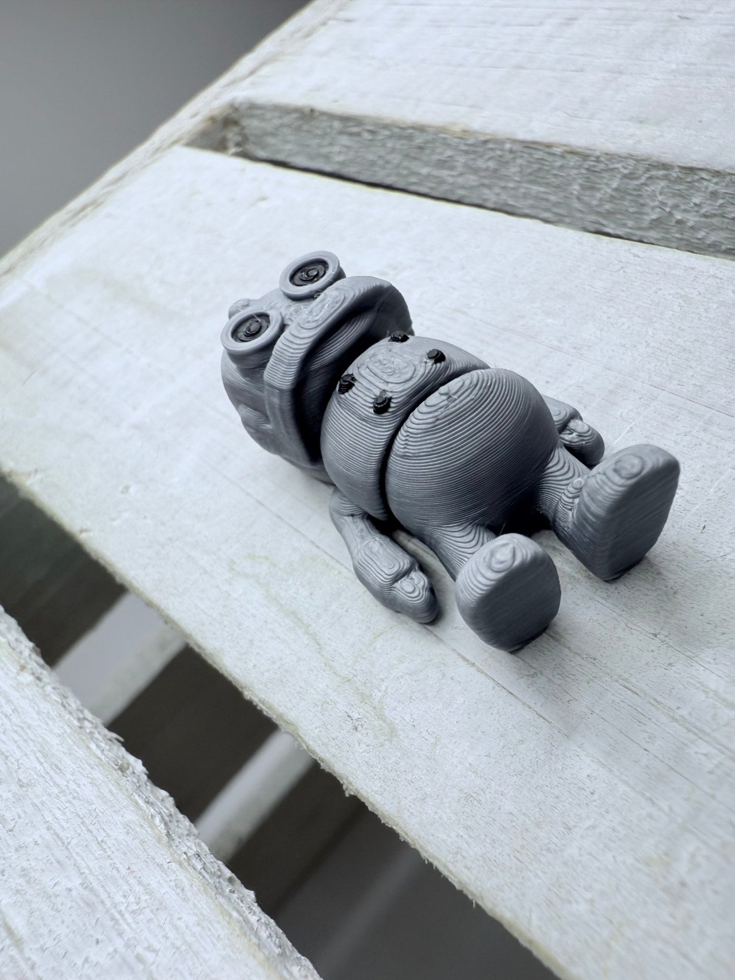 Miniature Robot Wiggle Trinkets - Mini Fidget Objects Letter R Alphabet Mini Objects for Speech Therapy - Speech and Smile