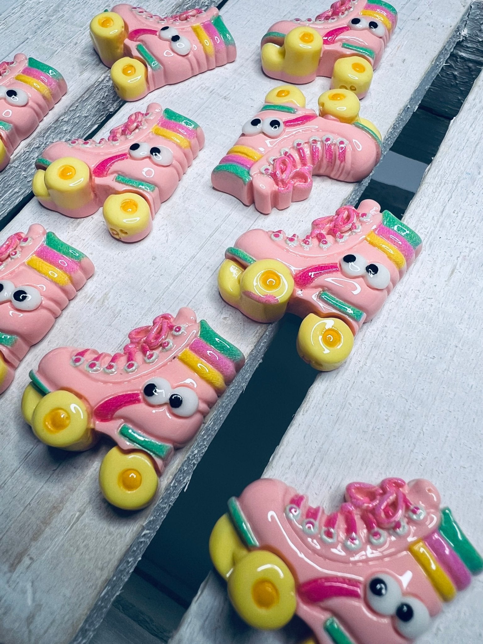 Miniature Roller Skate Mini Objects Speech Therapy Trinkets Mini Skate Roller Skate Flat Back Embellishments Roller Derby Flatback Cabochon - Speech and Smile