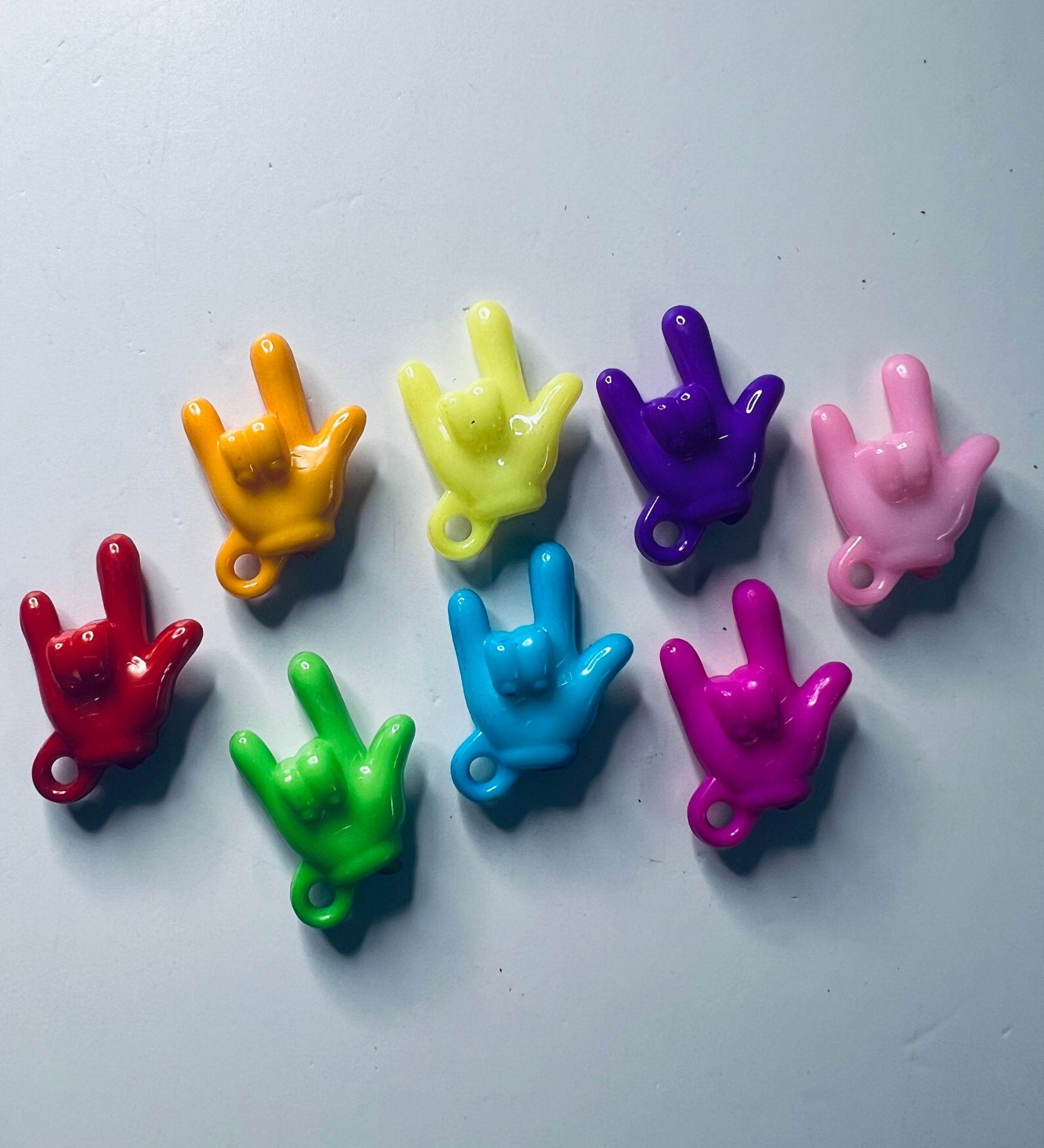 Miniature Sign Language LOVE Trinket Mini Objects for Speech Therapy ASL I Love You Charm - Speech and Smile
