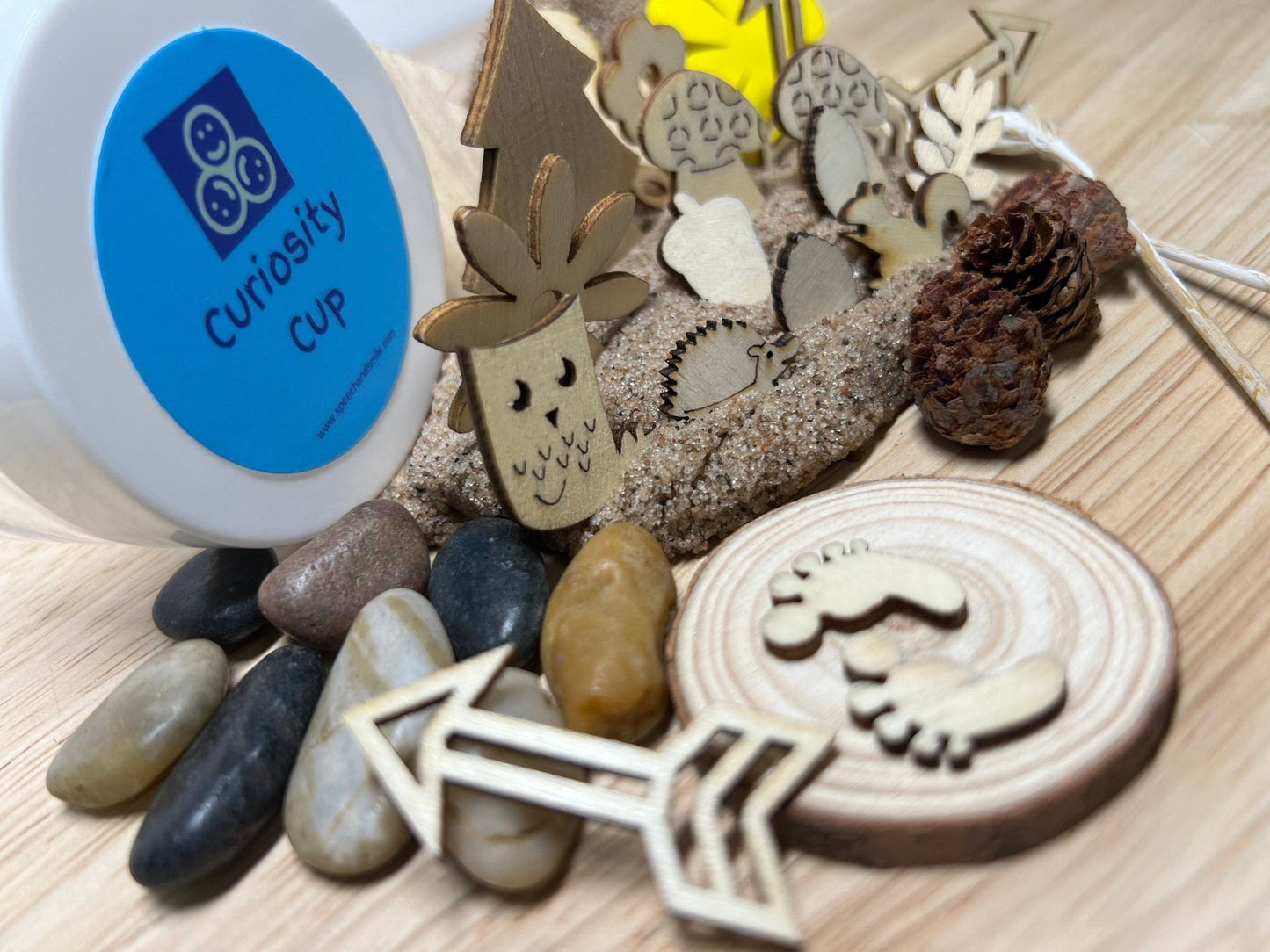 Nature Kit with Kinetic Sand Curiosity Cup - Nature Forest Woodcut Objects - Speech and Smile