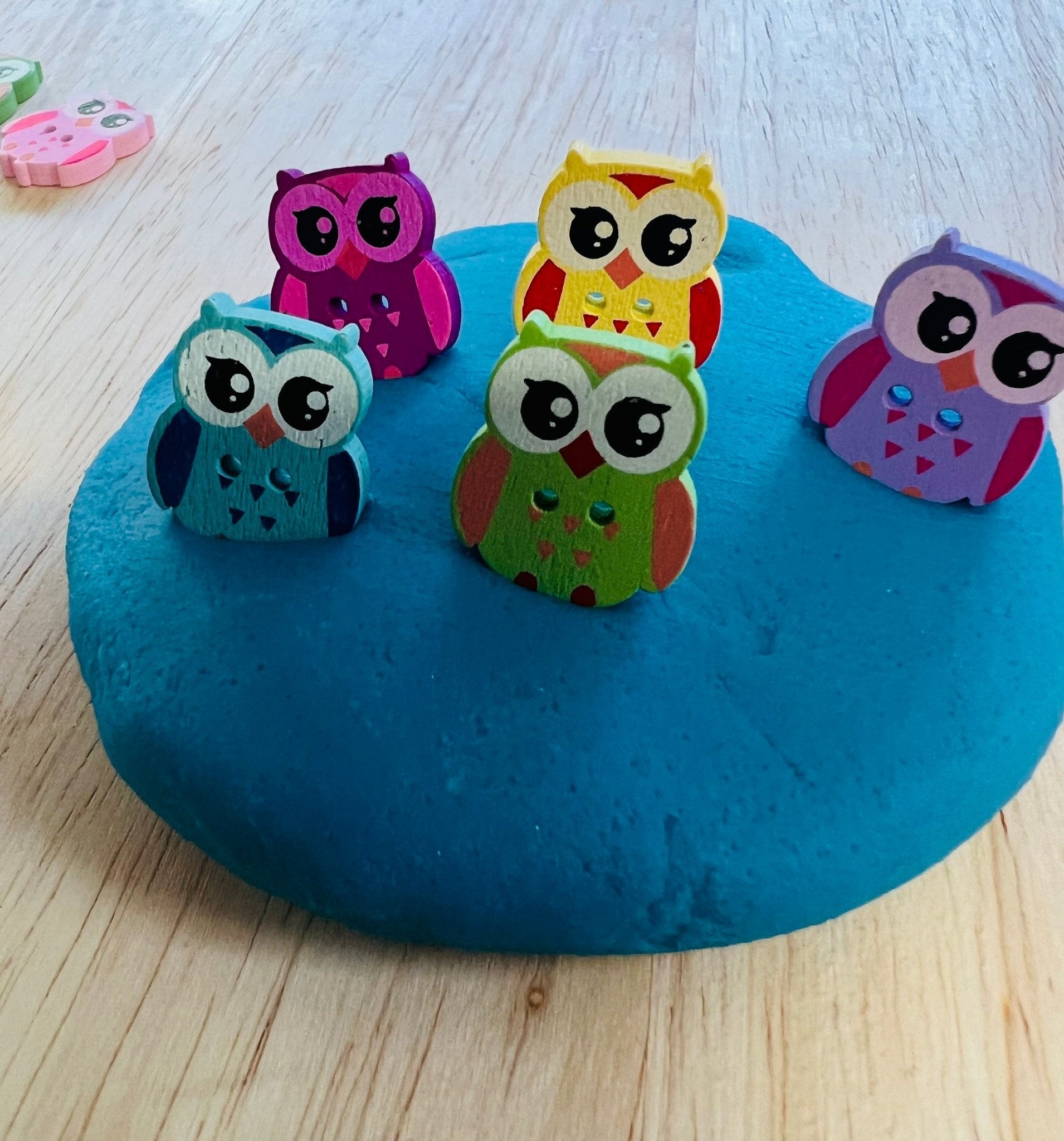 Painted Wood Owl Bead - Speech Therapy Mini Objects | Forests Mini Trinkets - Speech and Smile