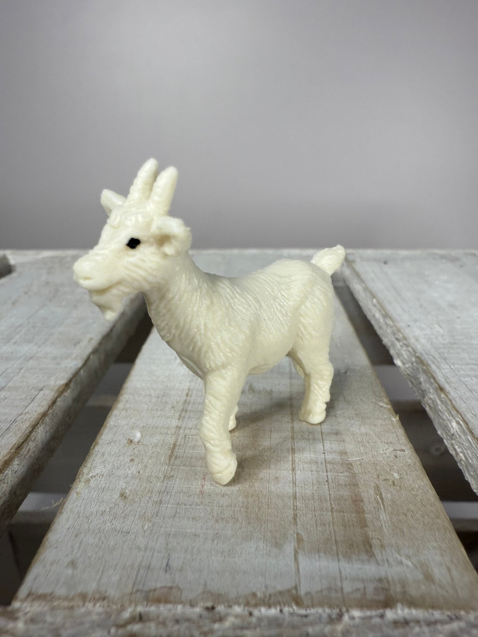 Pick a Farm Animal Mini Objects Miniature Farm Figurines Realistic Mini Figures - Speech and Smile