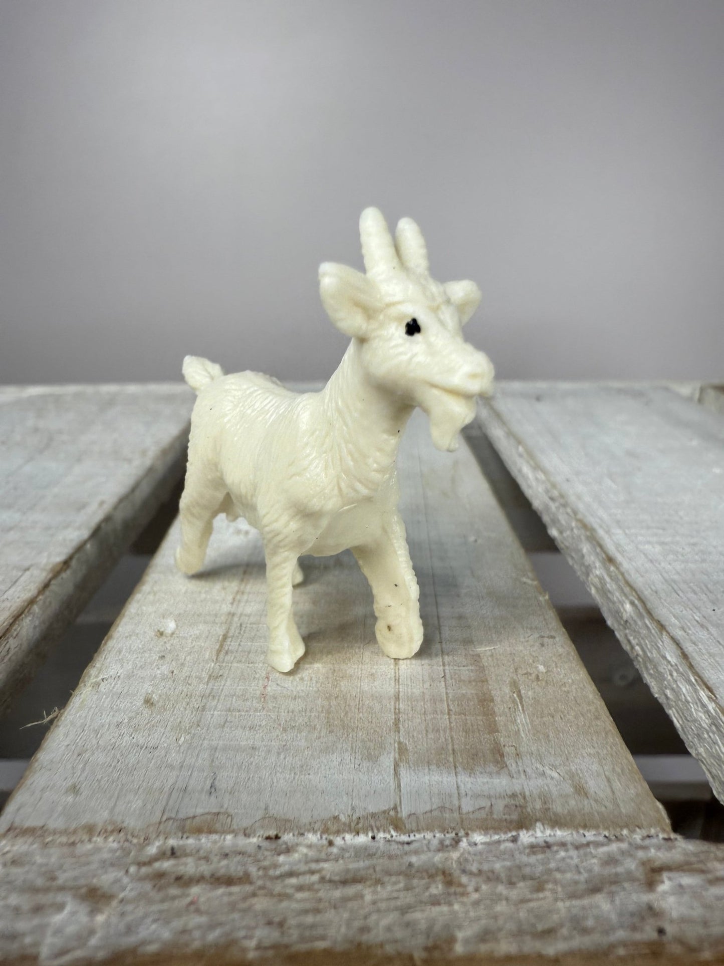 Pick a Farm Animal Mini Objects Miniature Farm Figurines Realistic Mini Figures - Speech and Smile