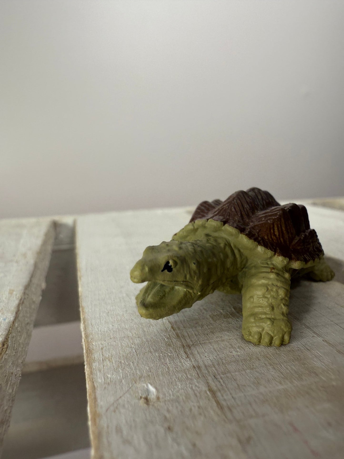 Pick a River Creature Figurines Mini Objects Realistic River Animal Figures Trinkets River Habitat Minis - Speech and Smile