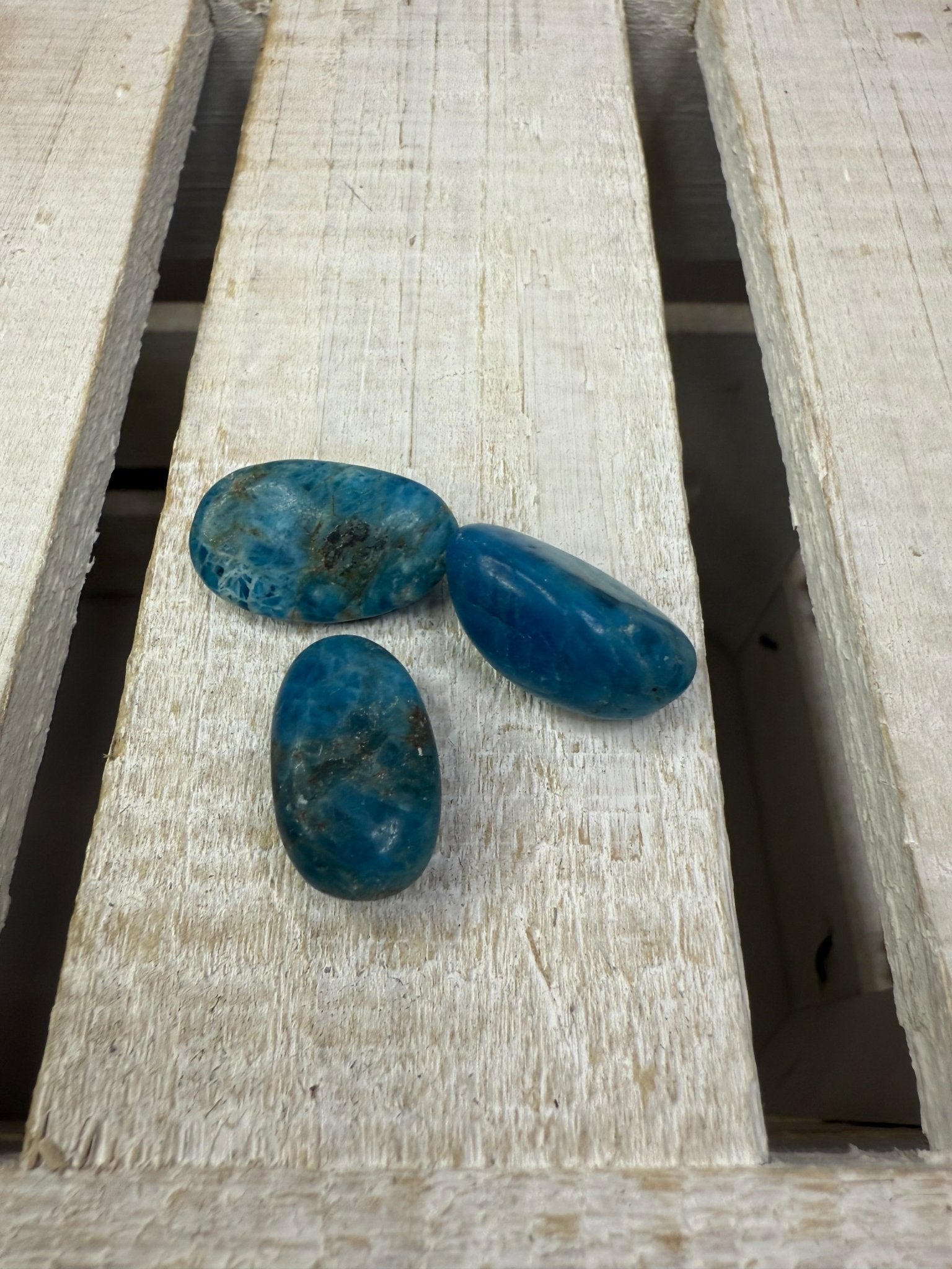 Polished Blue Apatite Stones Natural Tumbled Gemstones Rocks Speech Therapy Mini Objects Blue Stones - Speech and Smile