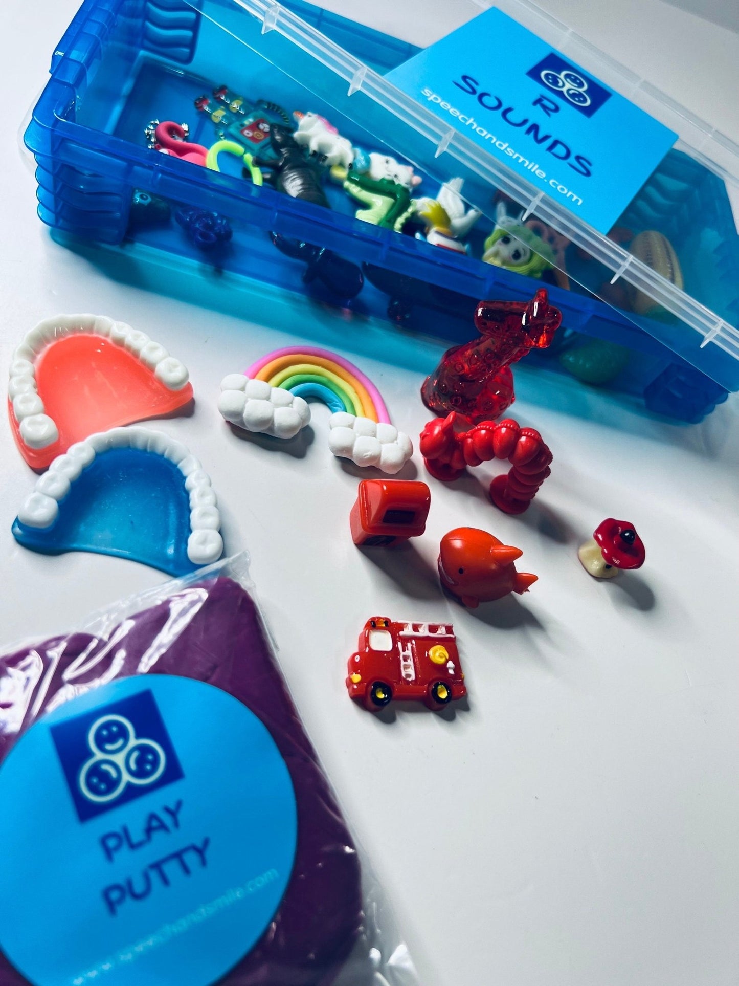 R Sound Objects Kit with Mouth Model - R Mini Objects for Speech Therapy - Speech and Smile