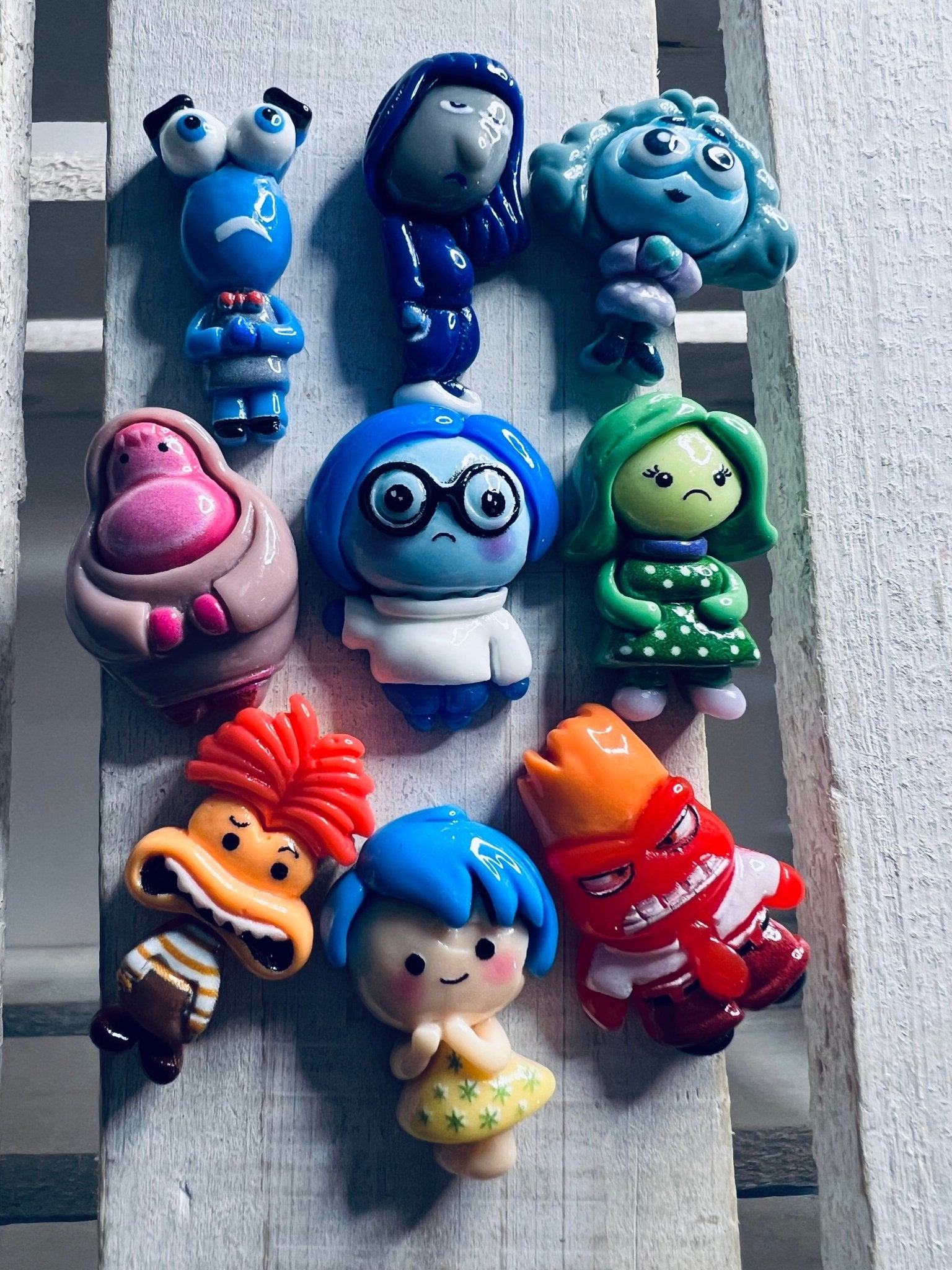 Say and Play EMOTIONS Task Box Includes 9 Inside Out Mini Figures and more Trinket Speech Therapy Mini Objects Emotion Minis - Speech and Smile