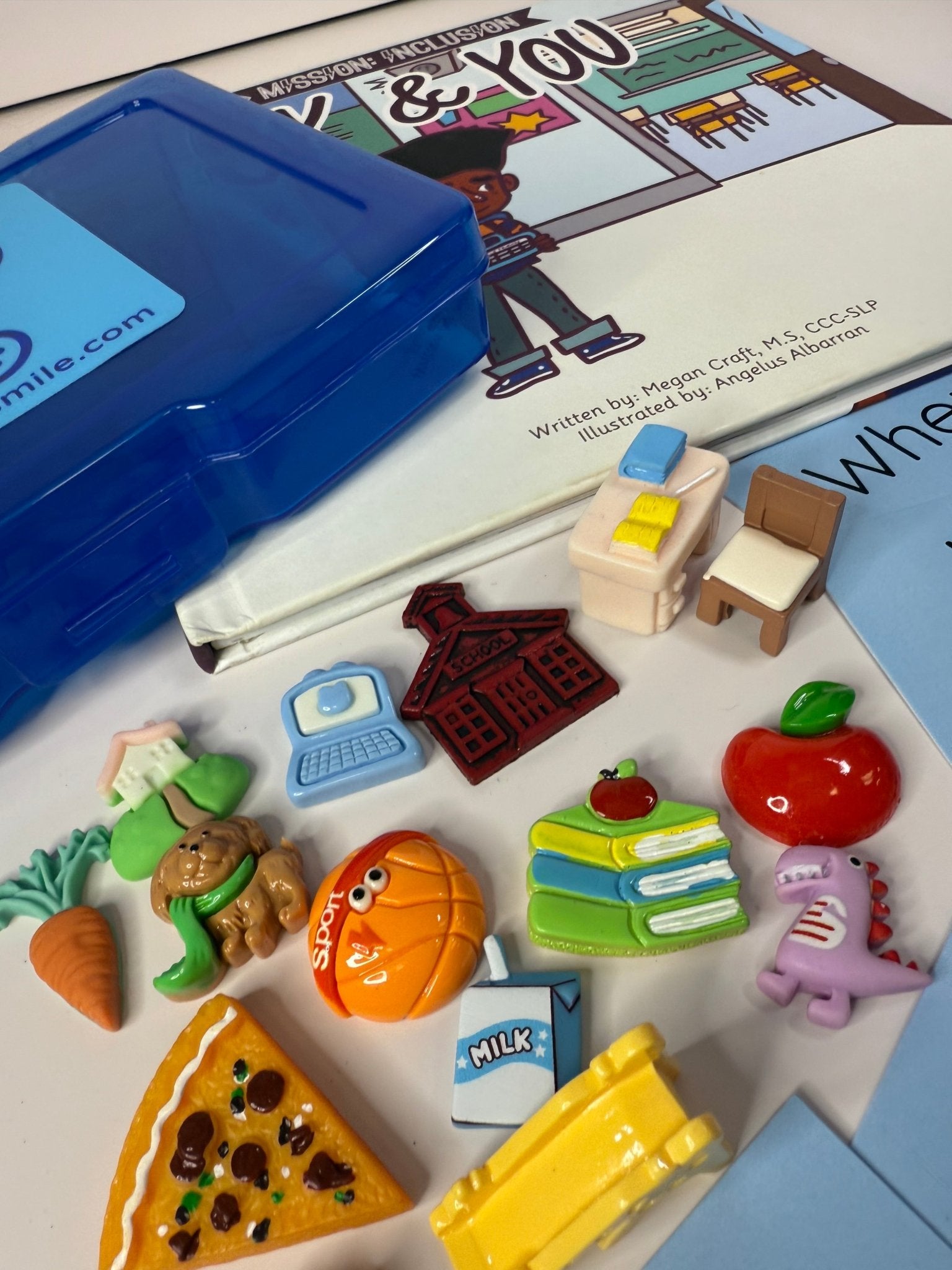 Say and Play Story Kit for Sy and You Mini Objects Speech Therapy AAC Books for Kids Inclusive Book - Speech and Smile