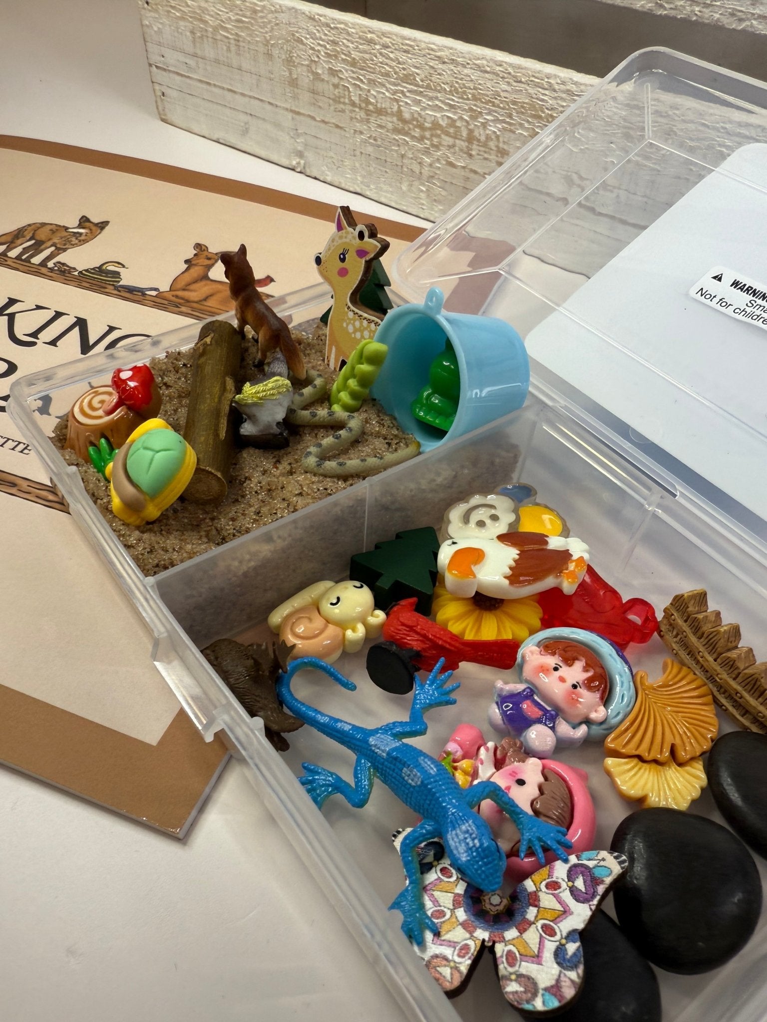 Say & Play Mini Objects Story Kit WITH BOOK Walking on a Trail Story Kit Nature and Animal Mini Objects Kinetic Sand Sensory Play Kit - Speech and Smile