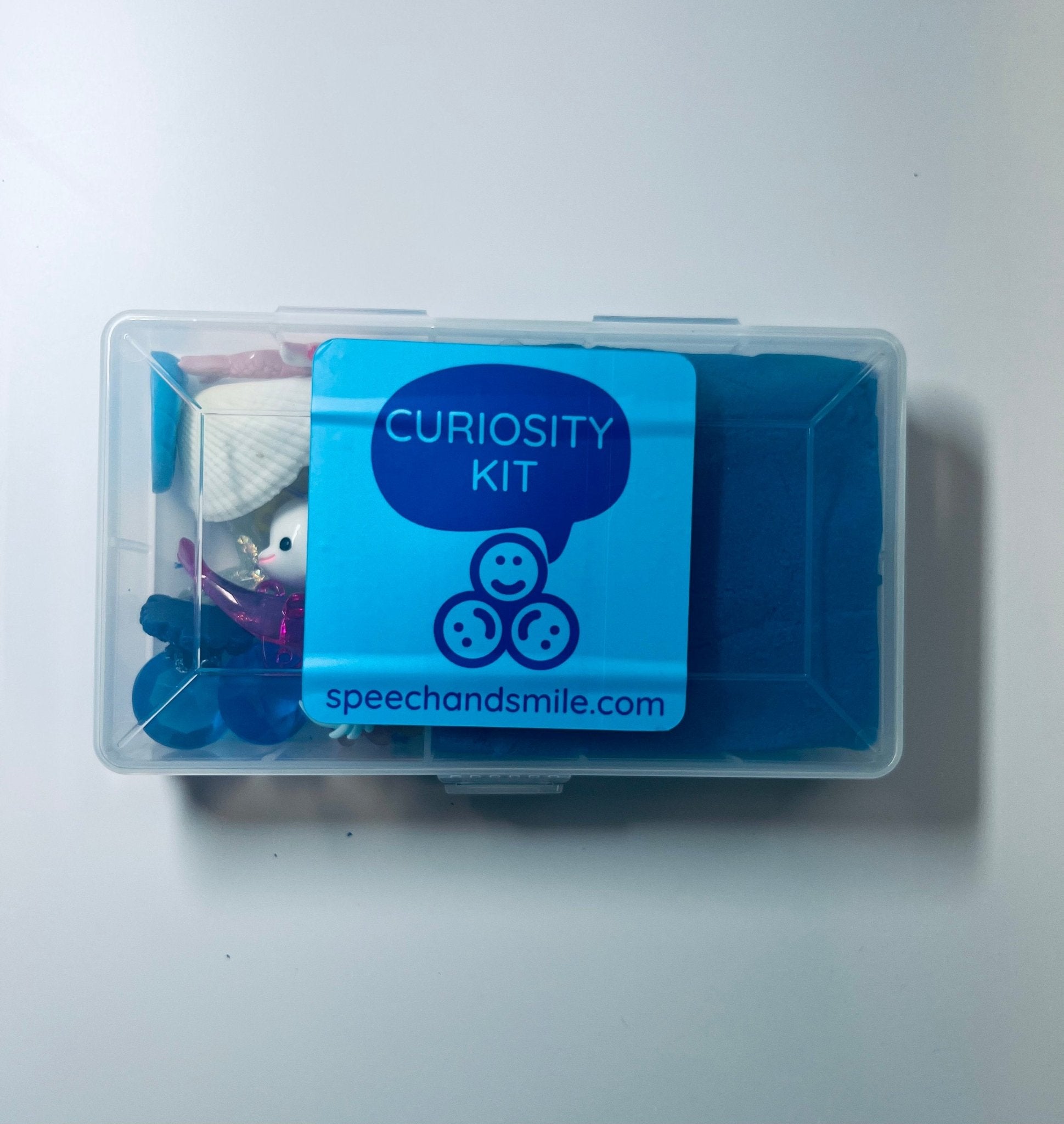 Sensory Play Curiosity Kit Kinetic Sand and Theme Mini Objects - Speech and Smile