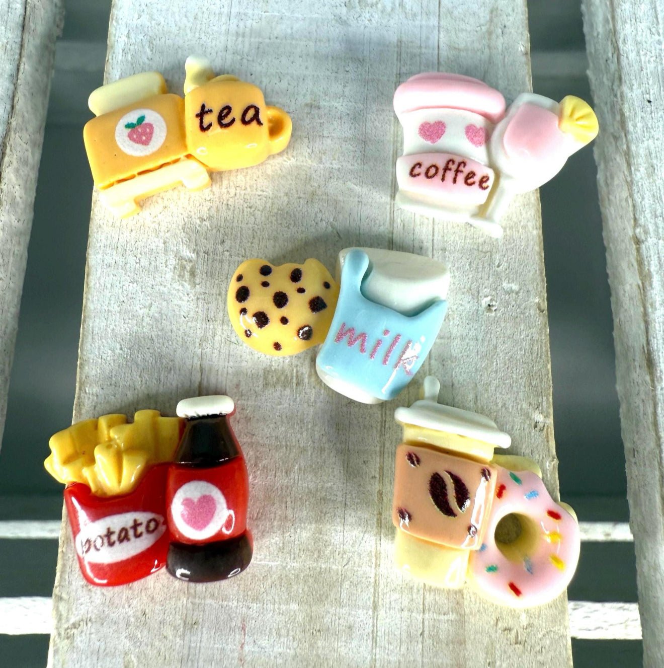 Set of 5 Mini Objects | Things That Go Together | Speech Therapy Mini Objects | Semantic Language & Relational Vocabulary - Speech and Smile