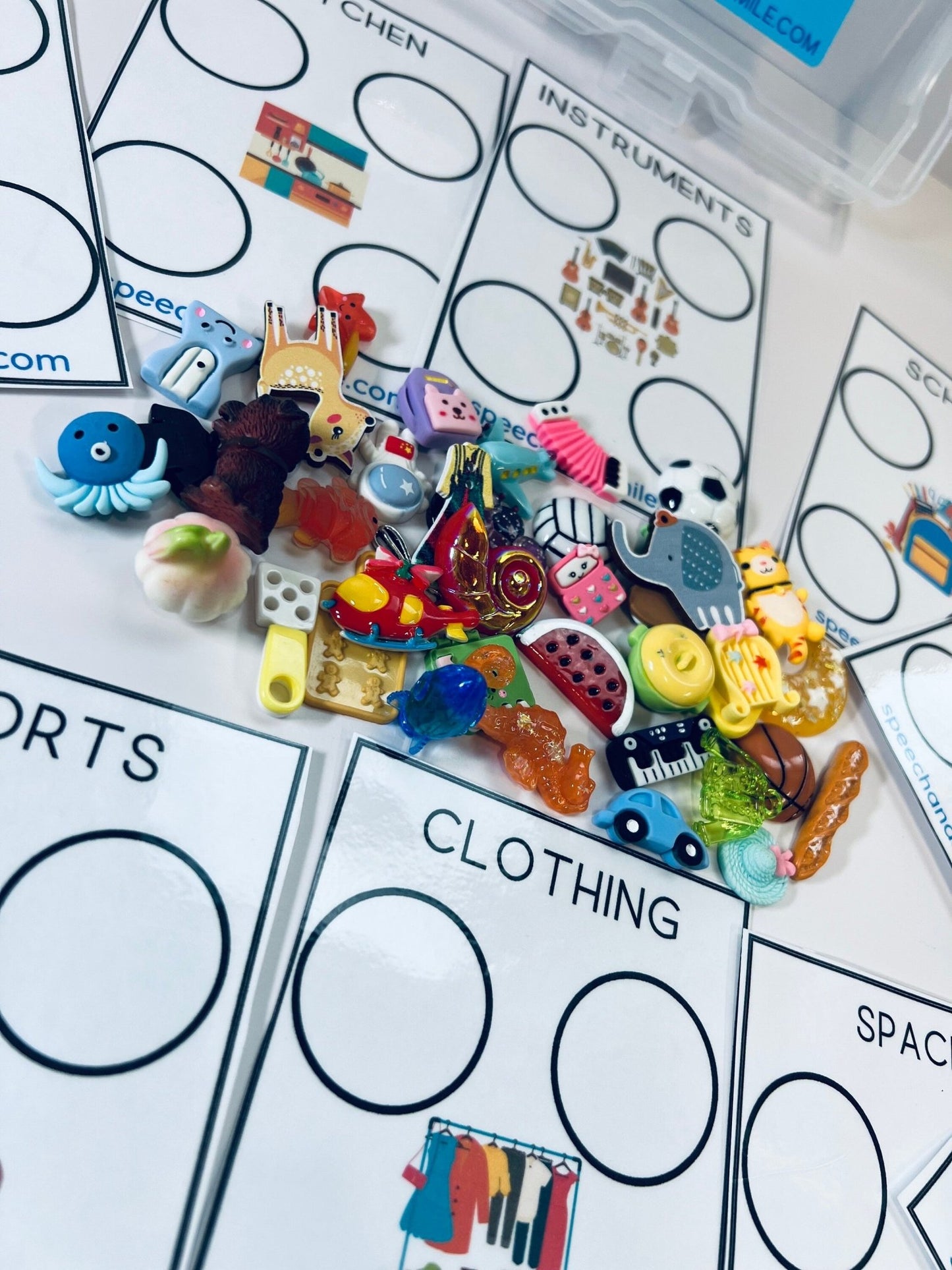 Sorting Mats PRINTABLE - Sorting Mats for Trinkets and Objects - Learn to Sort - Print and Play - Speech and Smile - Speech Therapy Mini Objects - Speech and Smile