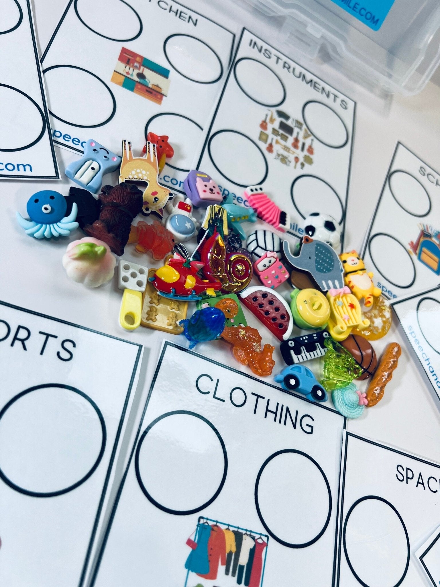 Sorting Mats PRINTABLE - Sorting Mats for Trinkets and Objects - Learn to Sort - Print and Play - Speech and Smile - Speech Therapy Mini Objects - Speech and Smile