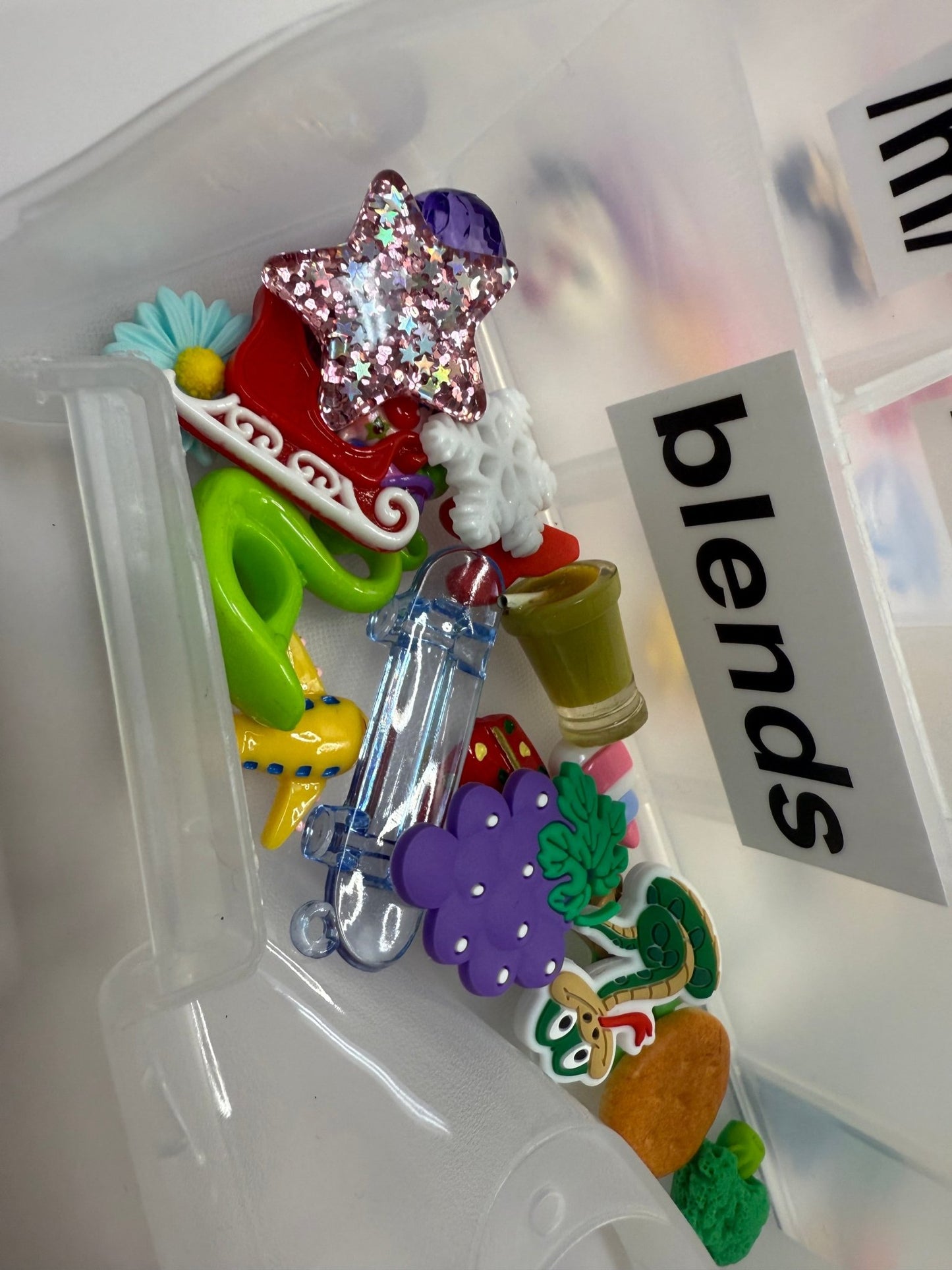 Speech Screen Kit with Mini Objects Articulation Screen for Teachers Speech Therapy Mini Objects Trinkets Speech Sound Screener SLP - Speech and Smile