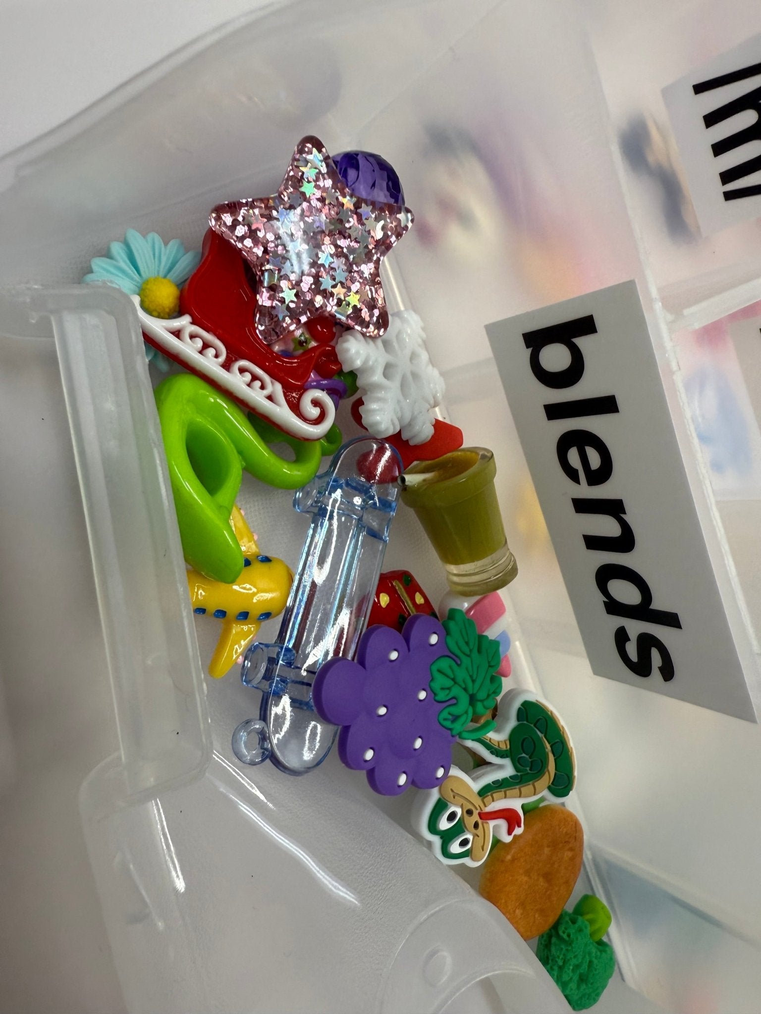 Speech Screen Kit with Mini Objects Articulation Screen for Teachers Speech Therapy Mini Objects Trinkets Speech Sound Screener SLP - Speech and Smile