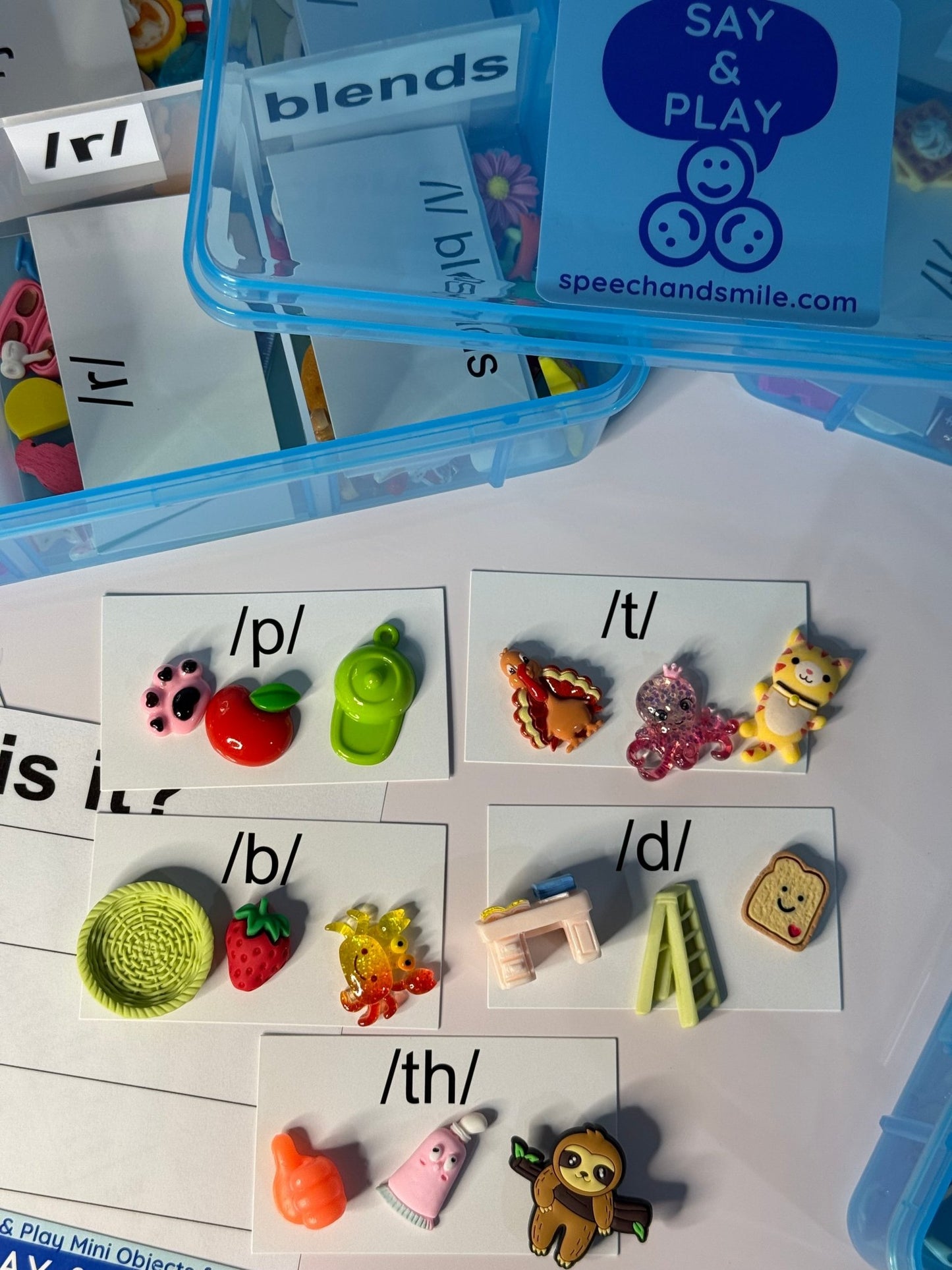 Speech Therapy Mini Objects Set – 300+ Articulation Trinkets with Sound Cards in Portable Case | Say & Play Mini Objects™ Kit for Speech Sounds - Speech and Smile