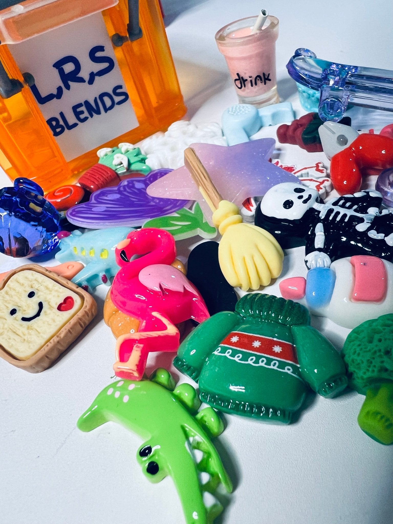 Speech Therapy Mini Objects Set ALL SOUNDS Articulation Trinkets in Organizer - Speech and Smile